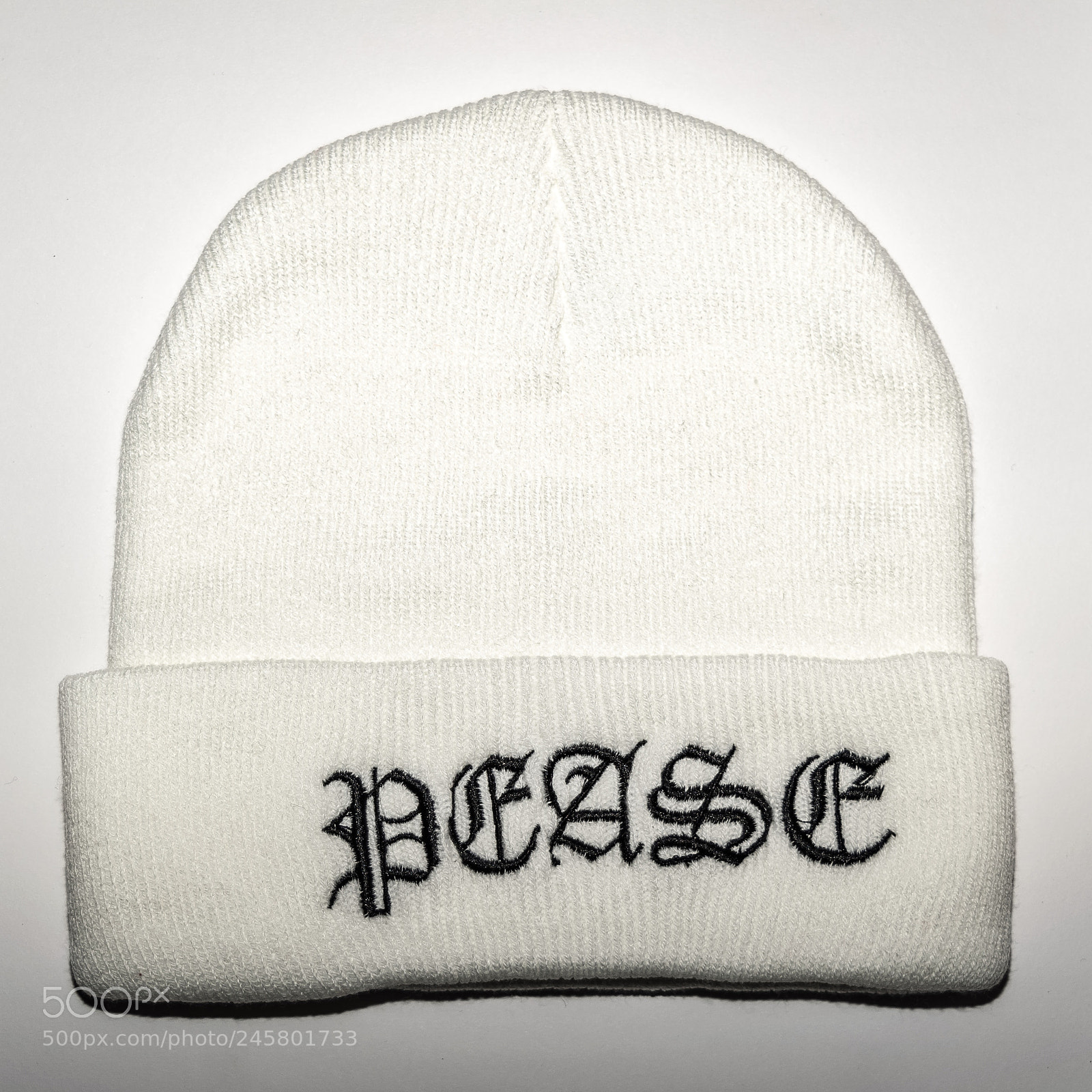 Nikon D3300 sample photo. Pease beanie by shaquille photography