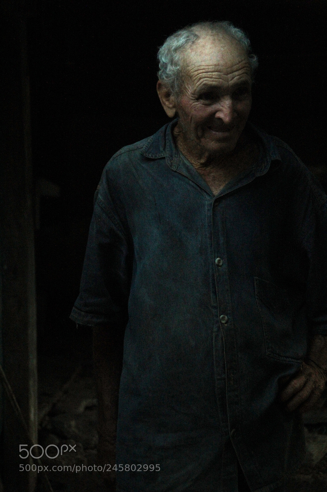 Canon EOS 600D (Rebel EOS T3i / EOS Kiss X5) sample photo. A friend from havana photography