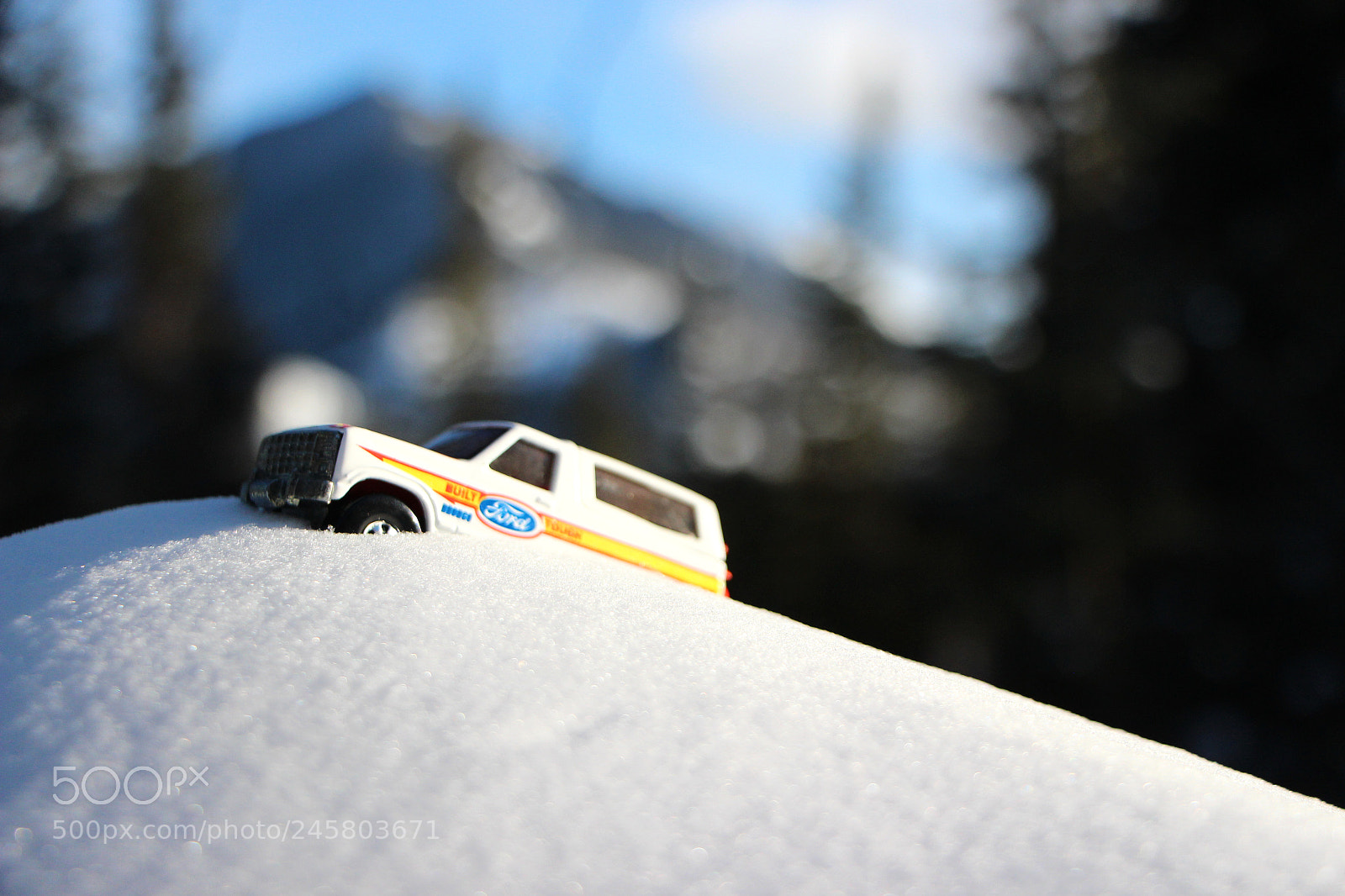 Canon EOS 650D (EOS Rebel T4i / EOS Kiss X6i) sample photo. 4x4 out in alberta photography