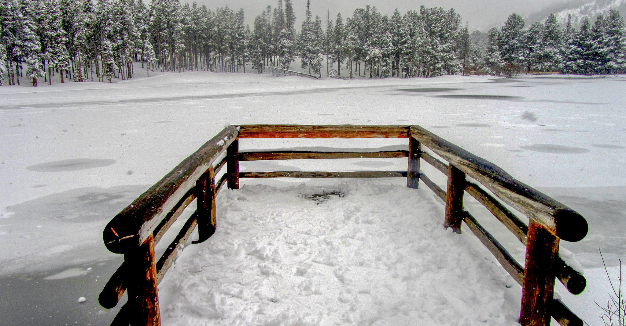 Canon PowerShot SX210 IS sample photo. The frozen lake, colorado photography