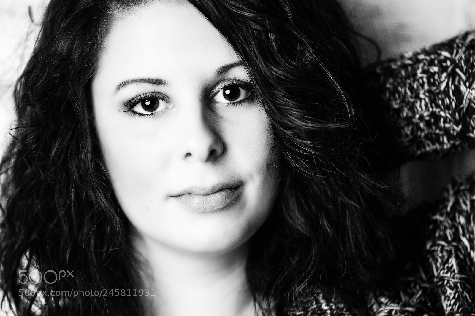 Canon EOS-1D X sample photo. Katie black and white photography