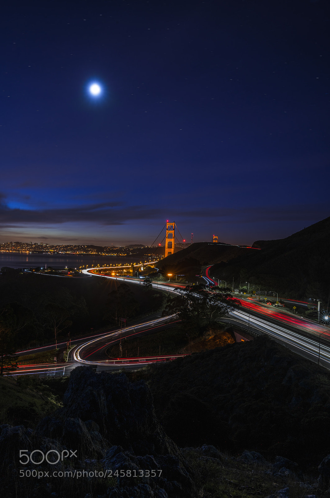 Sony a7R III sample photo. Golden bridge photography