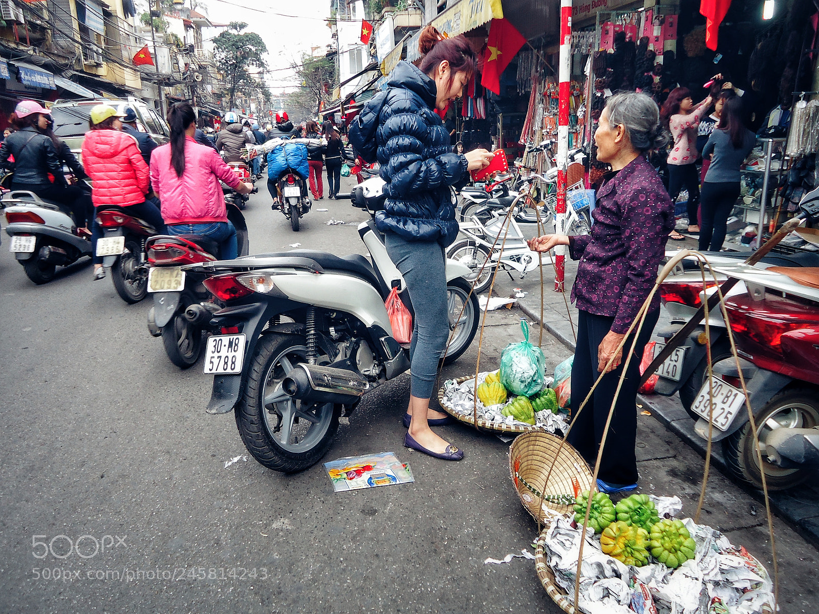 Sony Cyber-shot DSC-W610 sample photo. Hang dao street photography