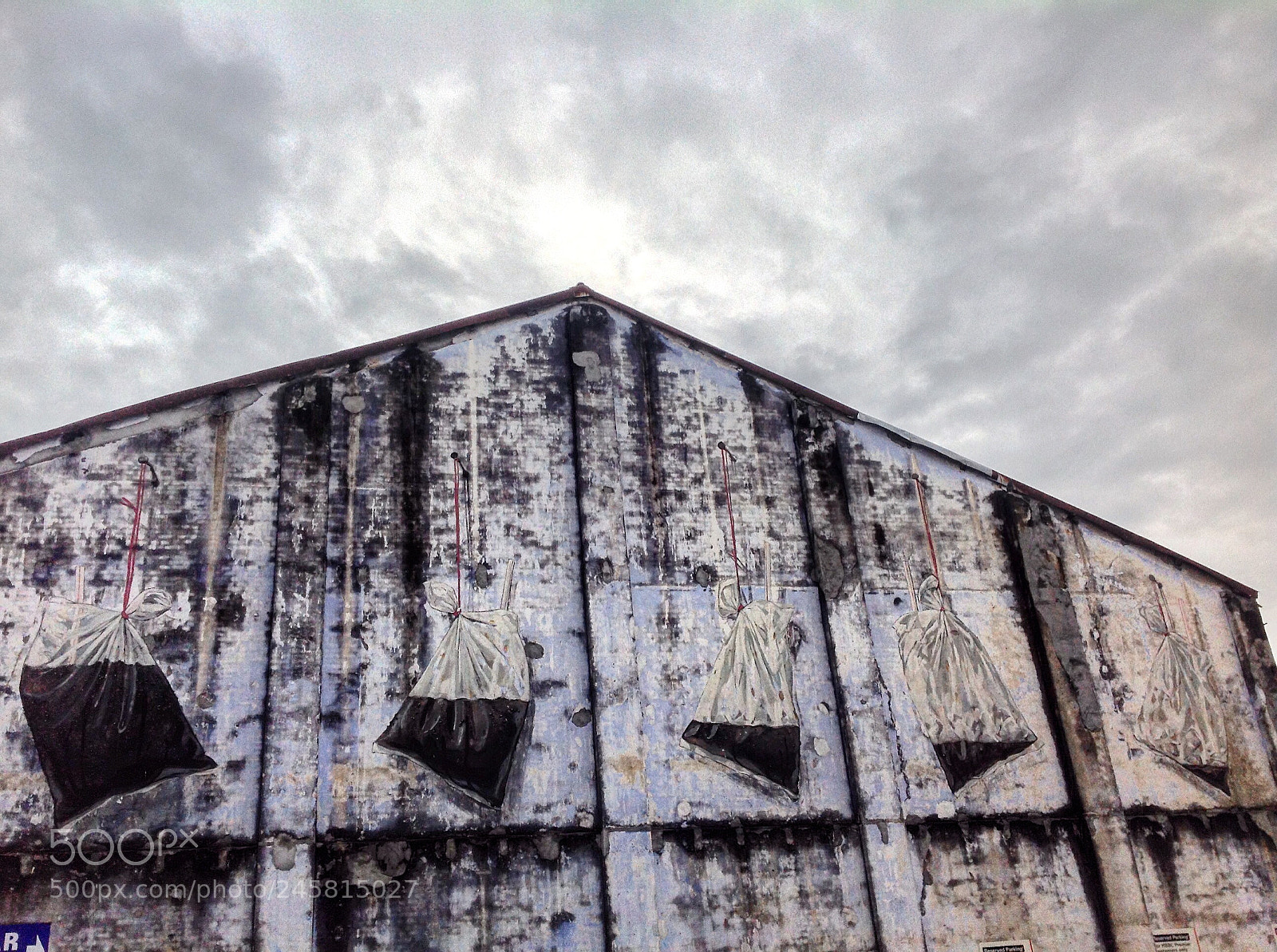 Apple iPad sample photo. Hdr photography