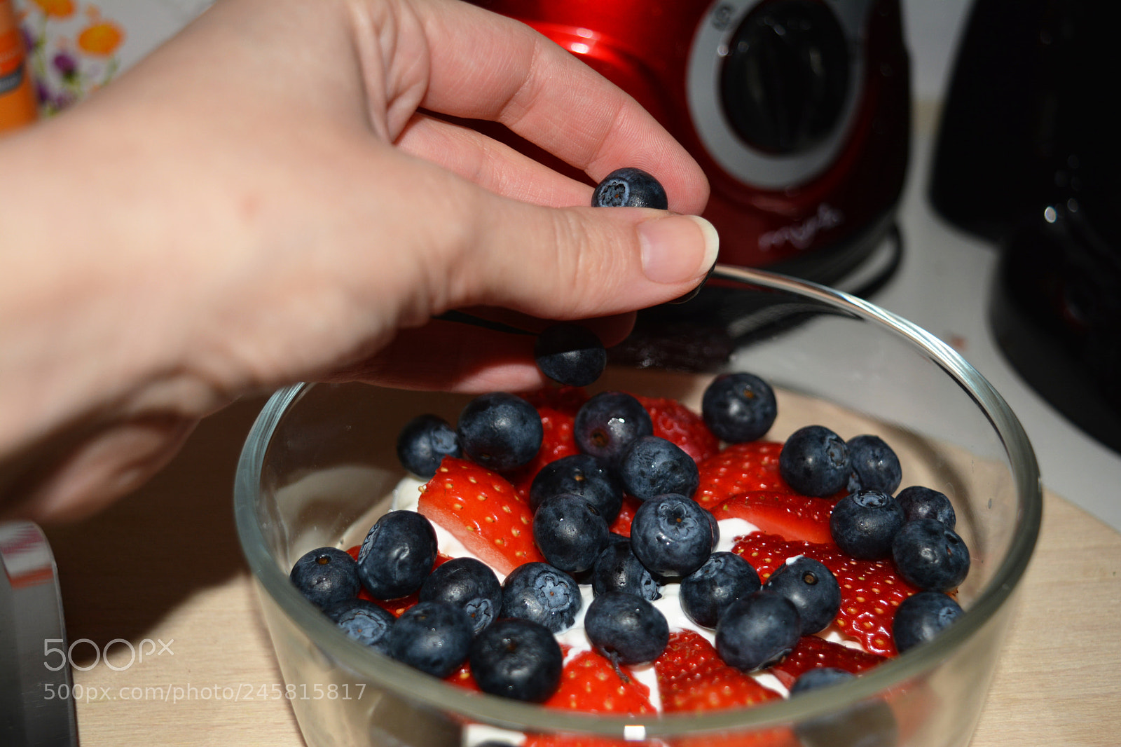 Nikon D5200 sample photo. Greek yogurt with fruits photography