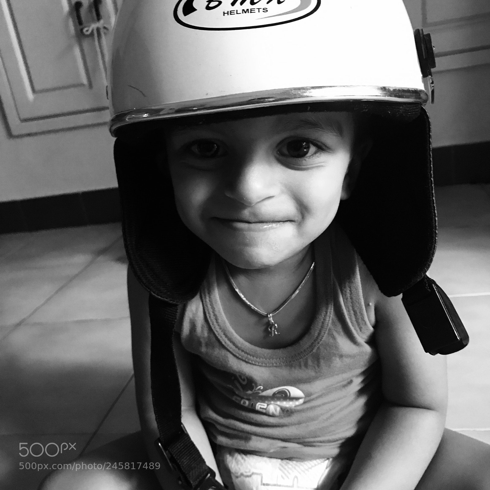 Apple iPhone 7 sample photo. Naughty kid caught it photography