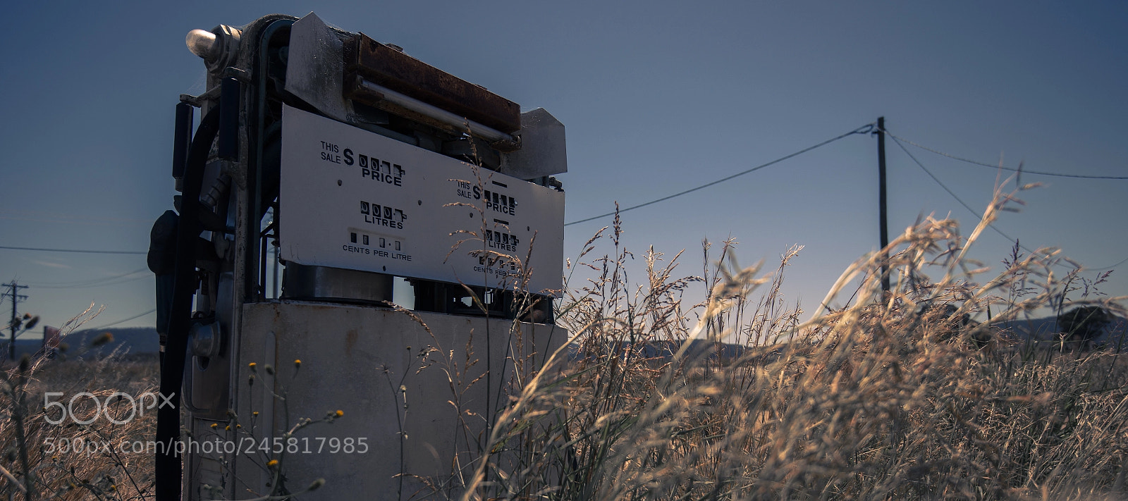 Nikon D800 sample photo. Old rustic fuel pump photography