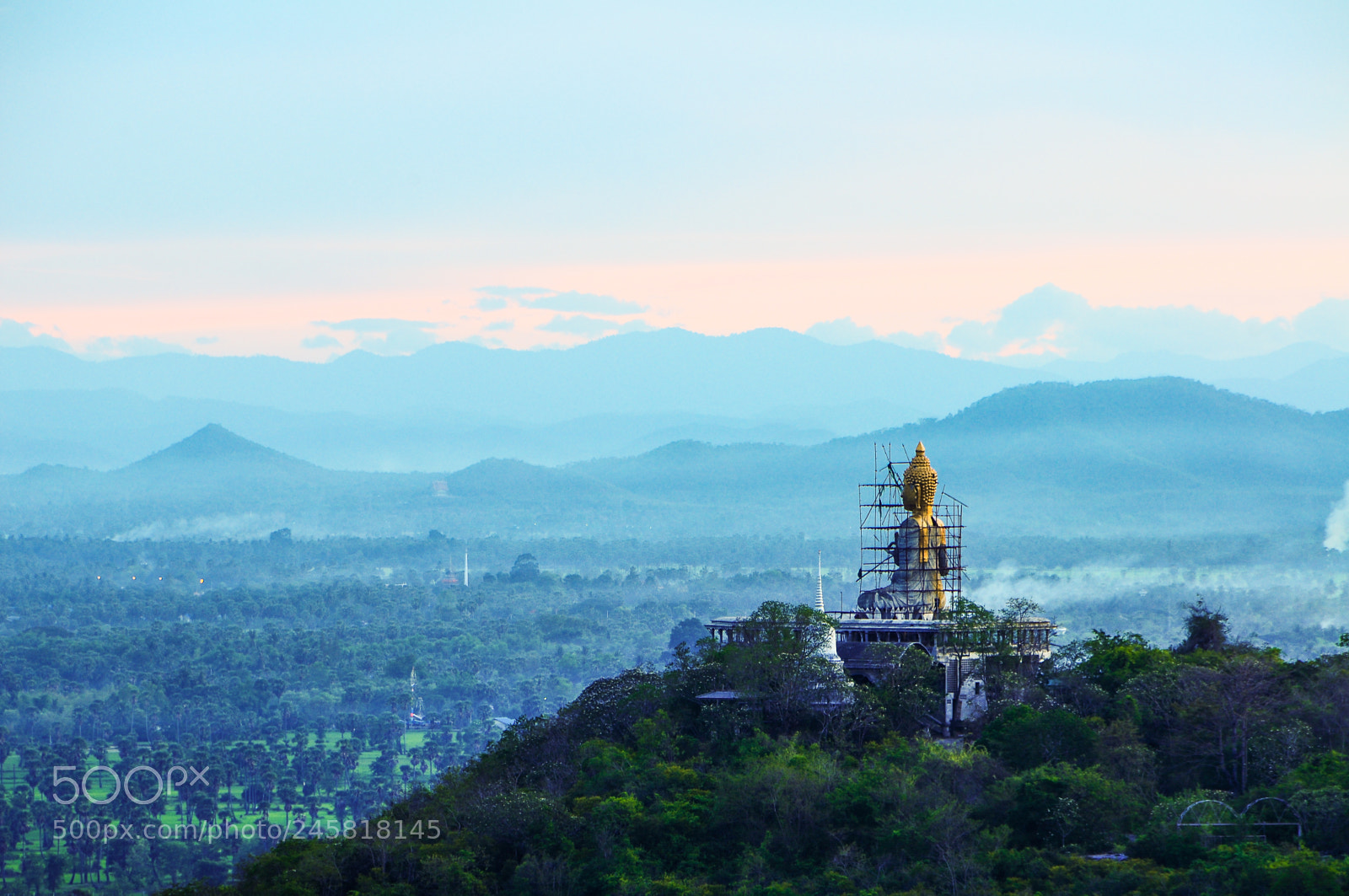 Nikon D90 sample photo. Bhuddha statue on the photography