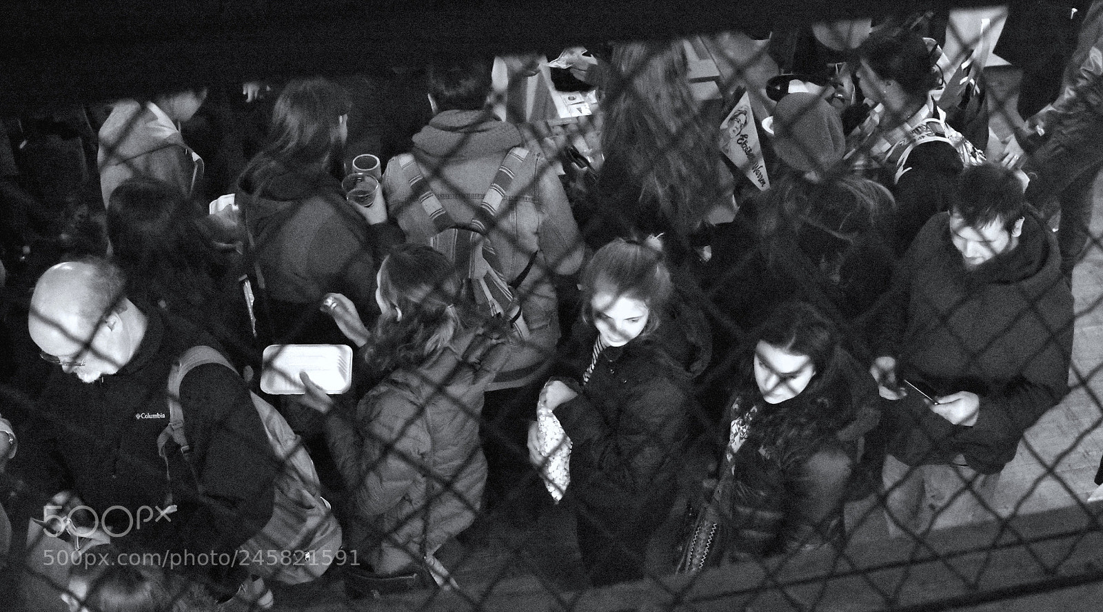 Nikon D3400 sample photo. Crowded gate photography