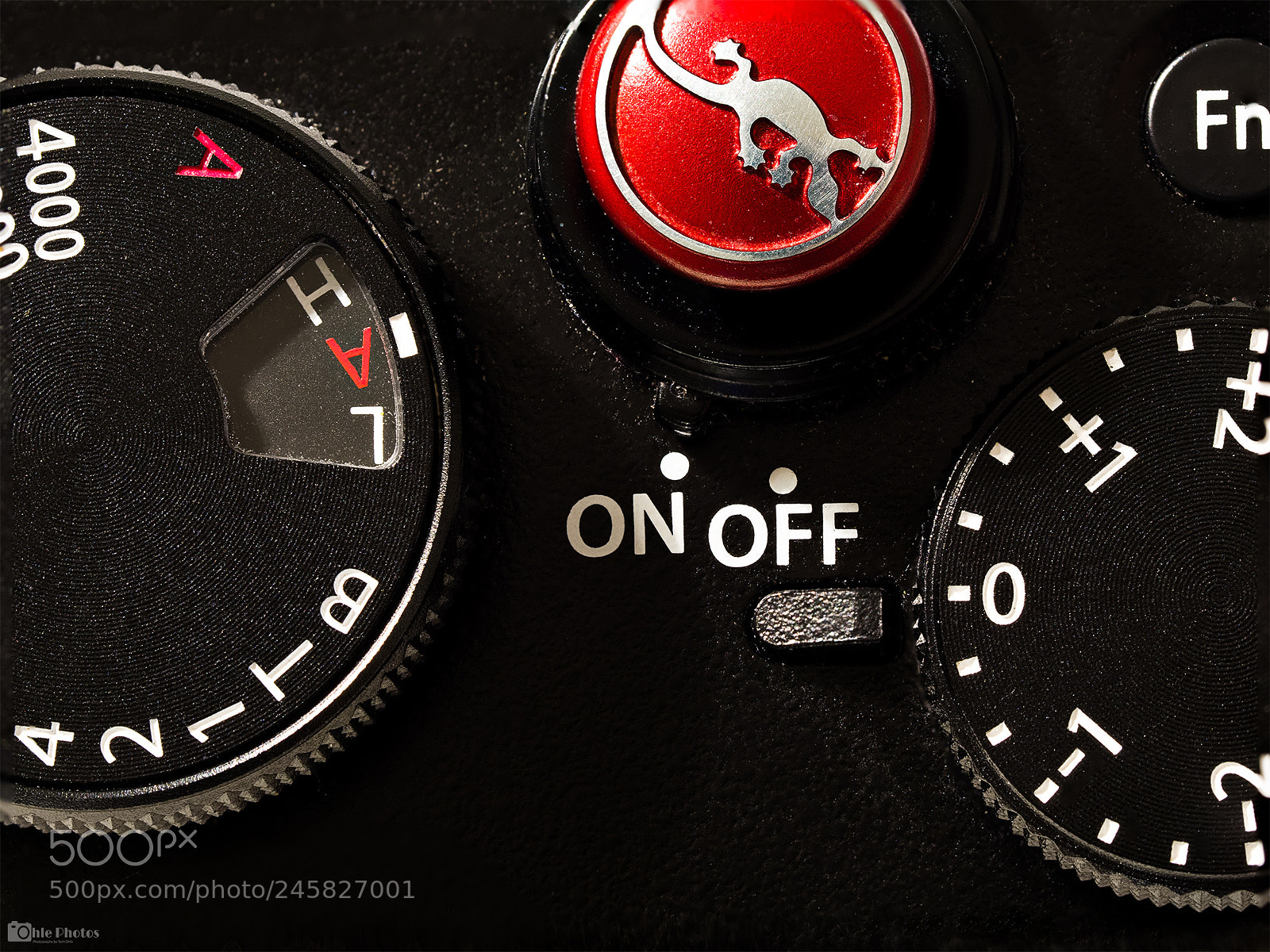 Panasonic Lumix DC-G9 sample photo. "on... or off?!" photography