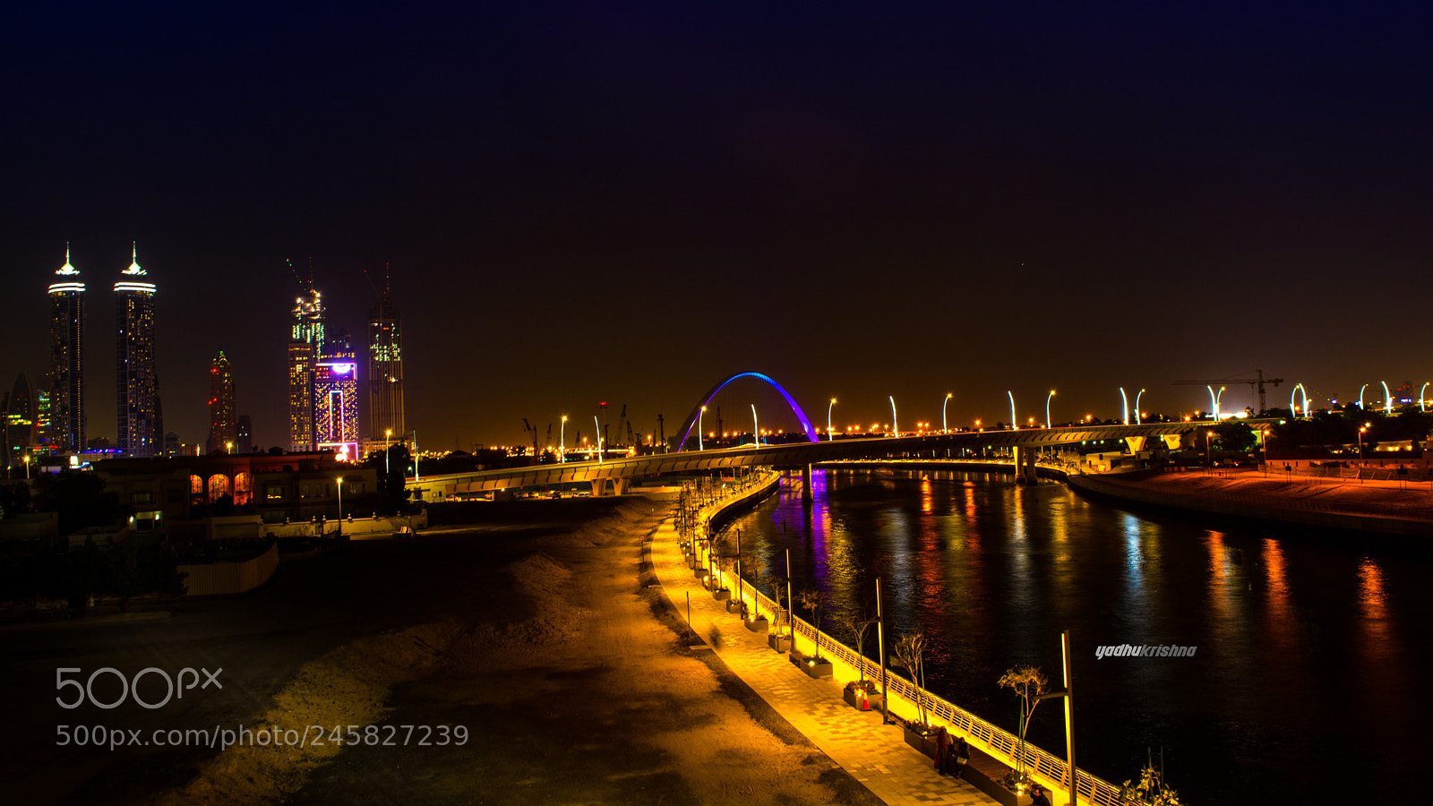 Nikon D5200 sample photo. Seamless dubai ! photography