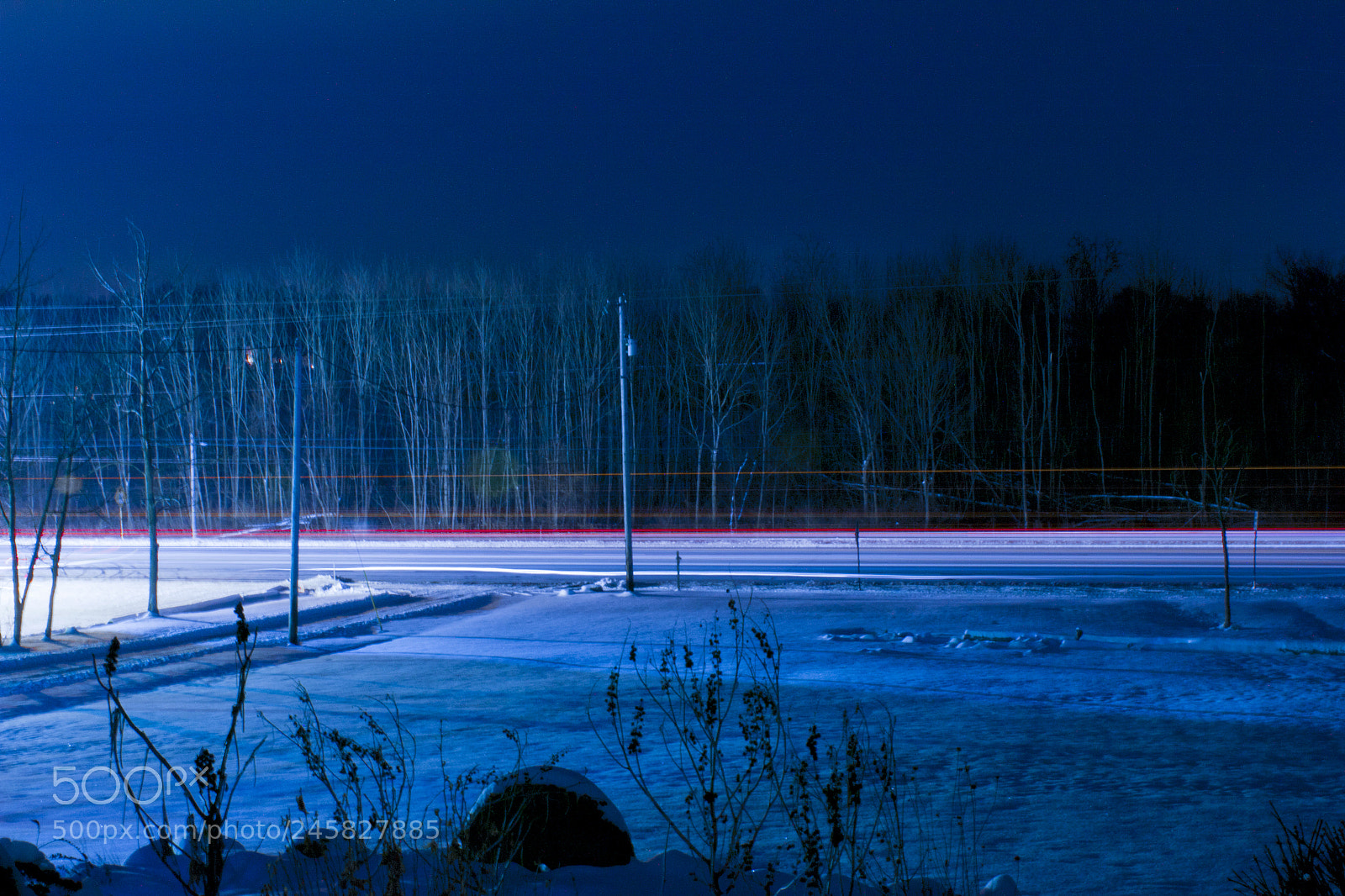 Canon EOS 1300D (EOS Rebel T6 / EOS Kiss X80) sample photo. The duality of winter photography