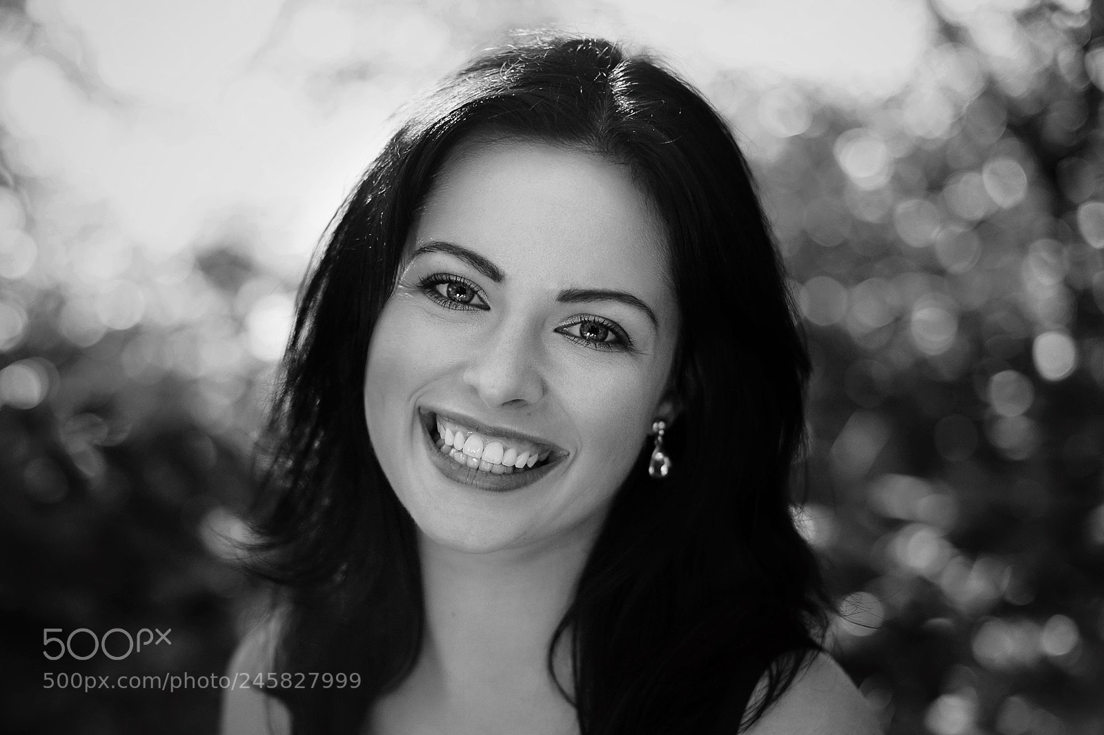 Nikon D700 sample photo. Smile photography