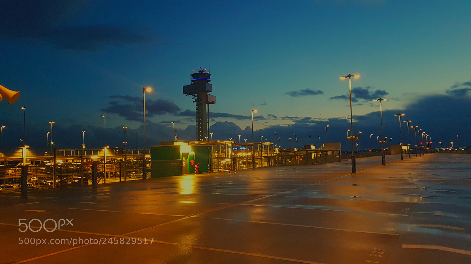 Samsung Galaxy S7 sample photo. Sunset at the airport photography