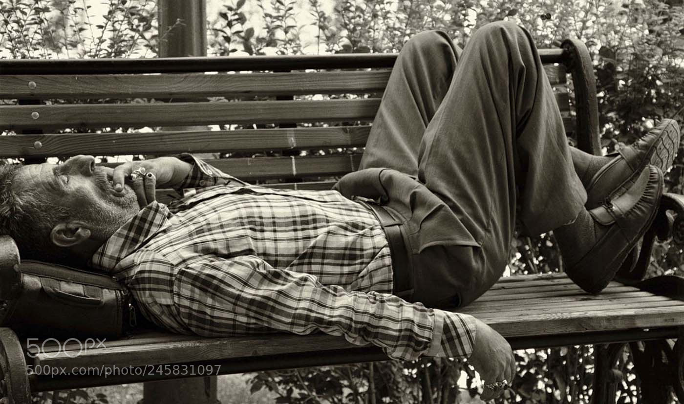 Nikon D7100 sample photo. Inability to relax and photography