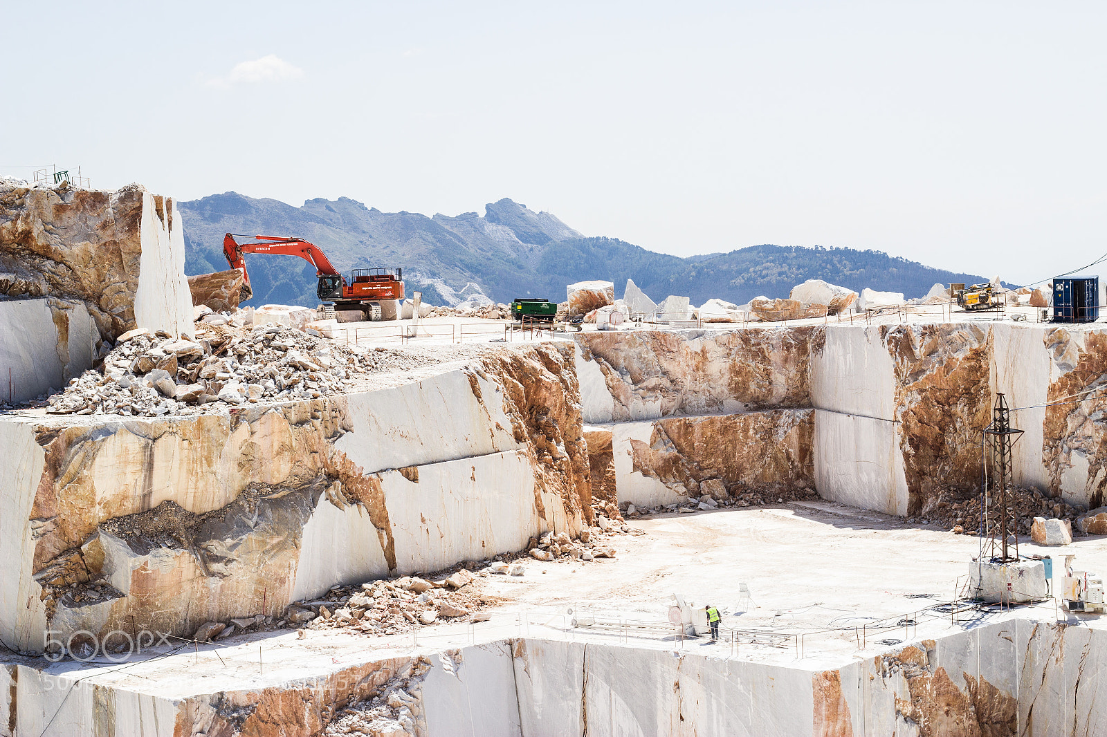Canon EOS 600D (Rebel EOS T3i / EOS Kiss X5) sample photo. Extraction of marble, italy photography