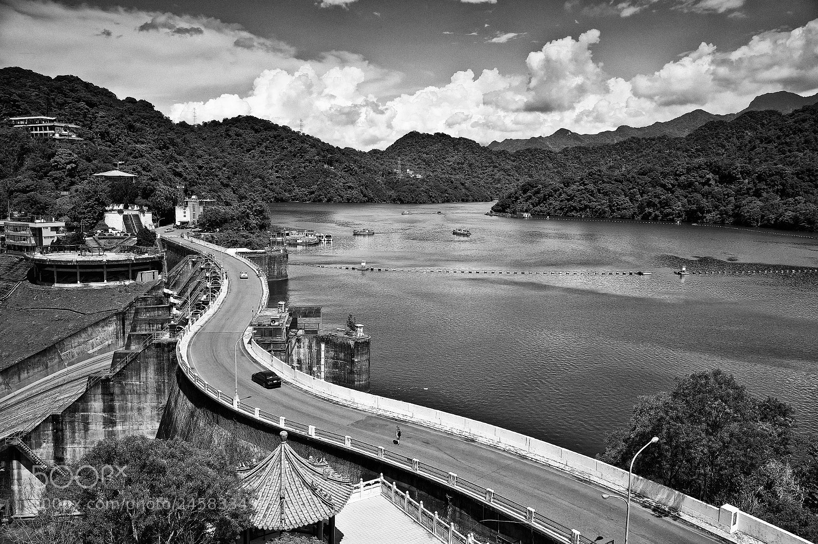 Leica M9 sample photo. Stone gate dam photography