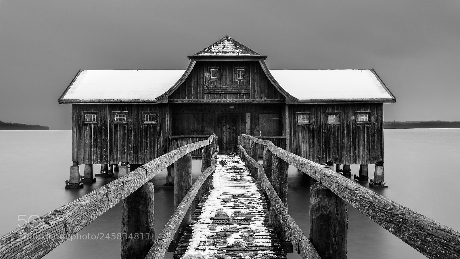 Fujifilm X-T1 sample photo. The boathouse on the photography
