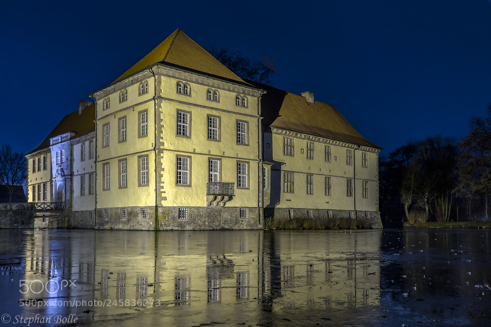 Sony a7 II sample photo. Castle strünkede photography