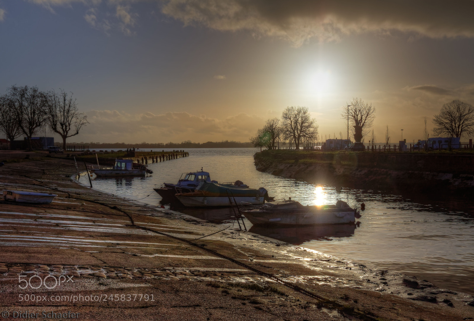 Canon EOS 50D sample photo. Sun and harbor photography