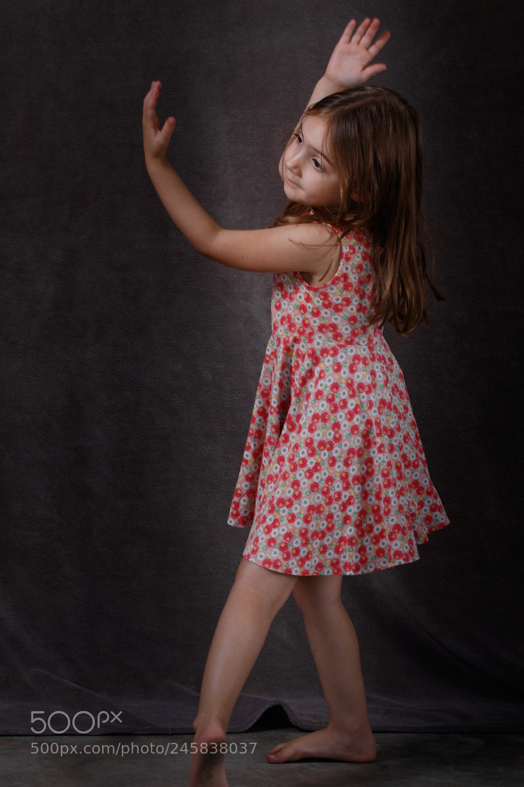 Canon EOS 7D Mark II sample photo. Tiny dancer photography