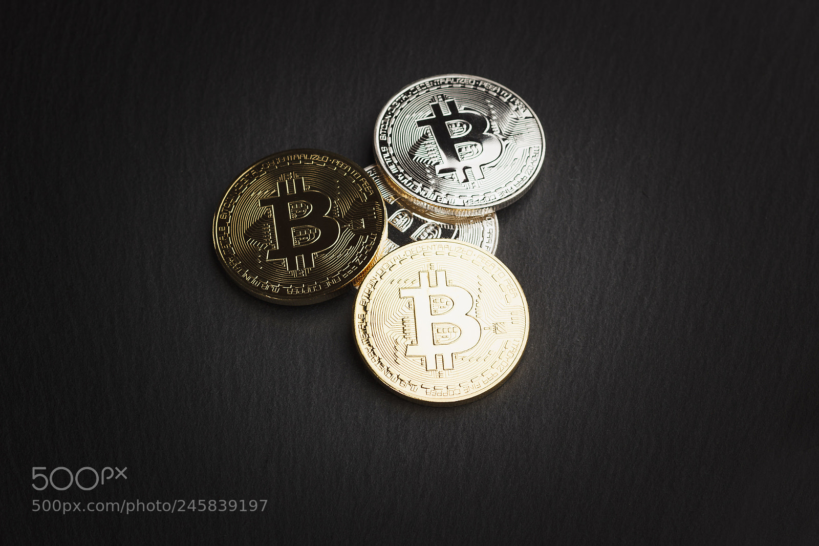 Canon EOS 600D (Rebel EOS T3i / EOS Kiss X5) sample photo. Bitcoin, the digital currency photography