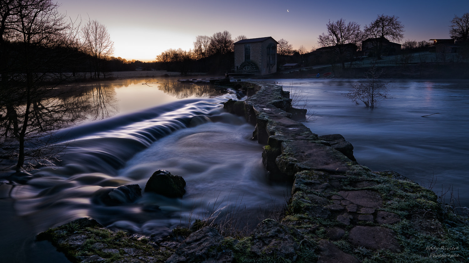Nikon AF-S Nikkor 16-35mm F4G ED VR sample photo. La roche photography