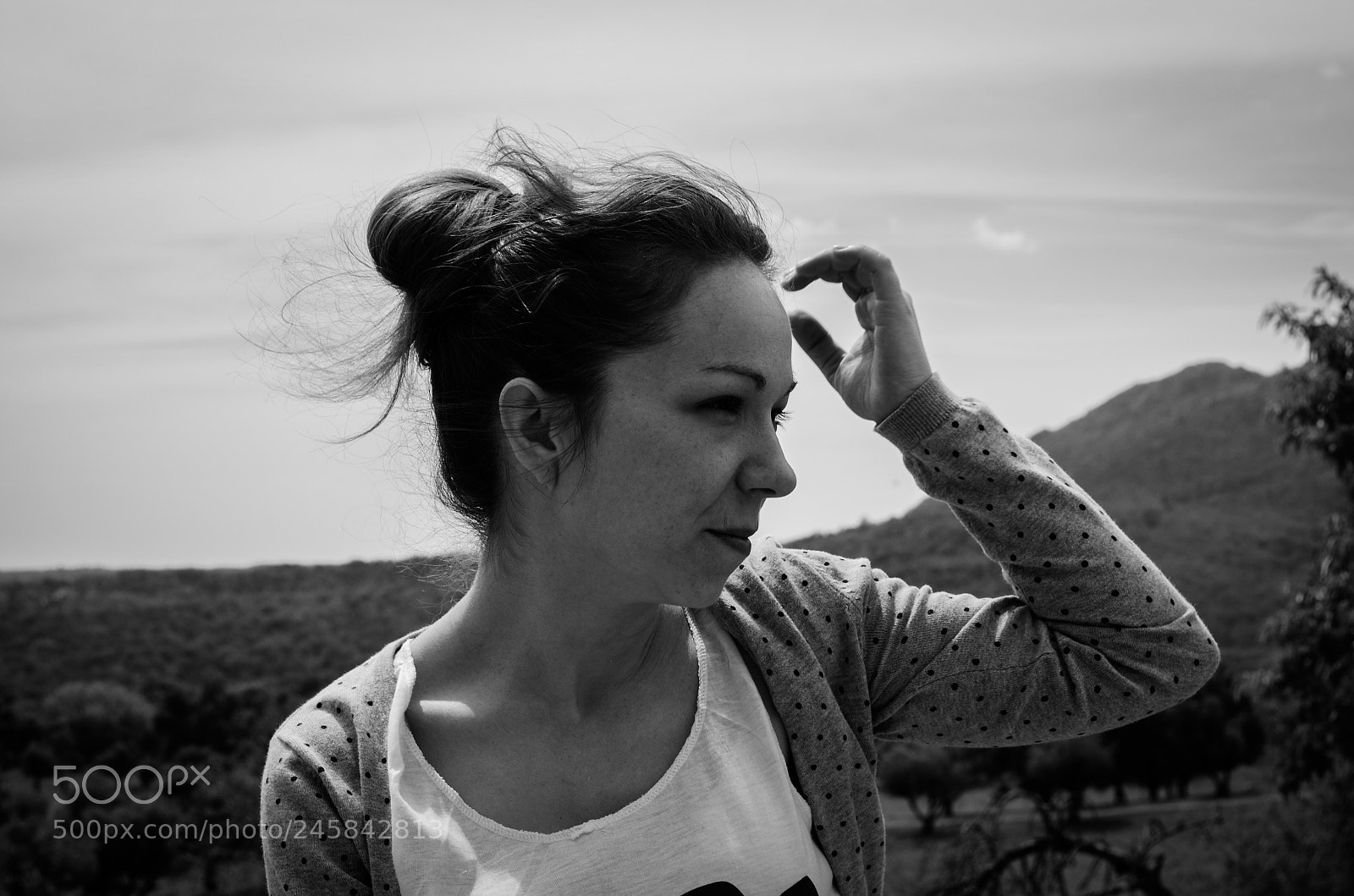 Nikon D5100 sample photo. Mujer al aire libre photography
