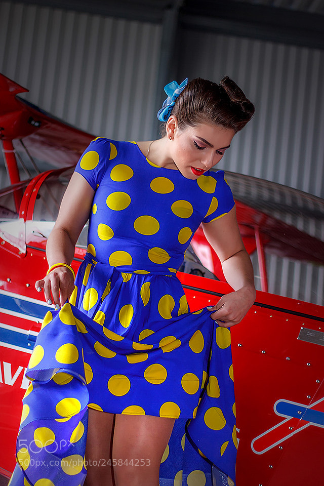Canon EOS 600D (Rebel EOS T3i / EOS Kiss X5) sample photo. 50's air girl photography