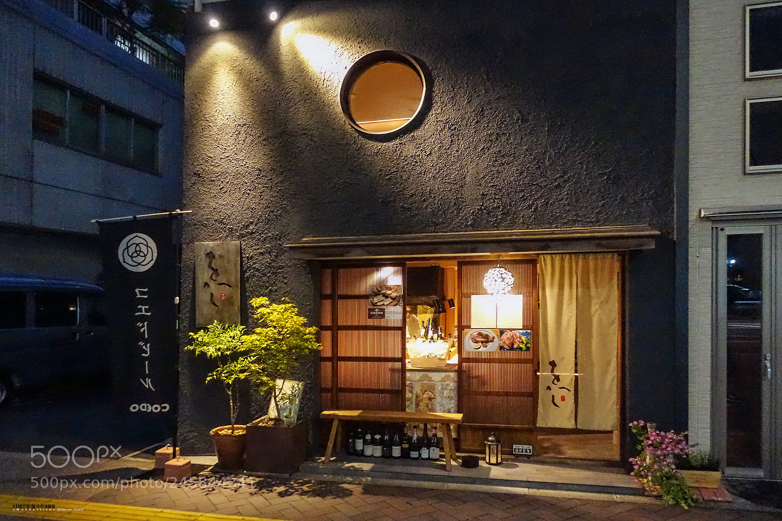 Sony Cyber-shot DSC-RX100 III sample photo. Restaurant at nishishinbashi district photography