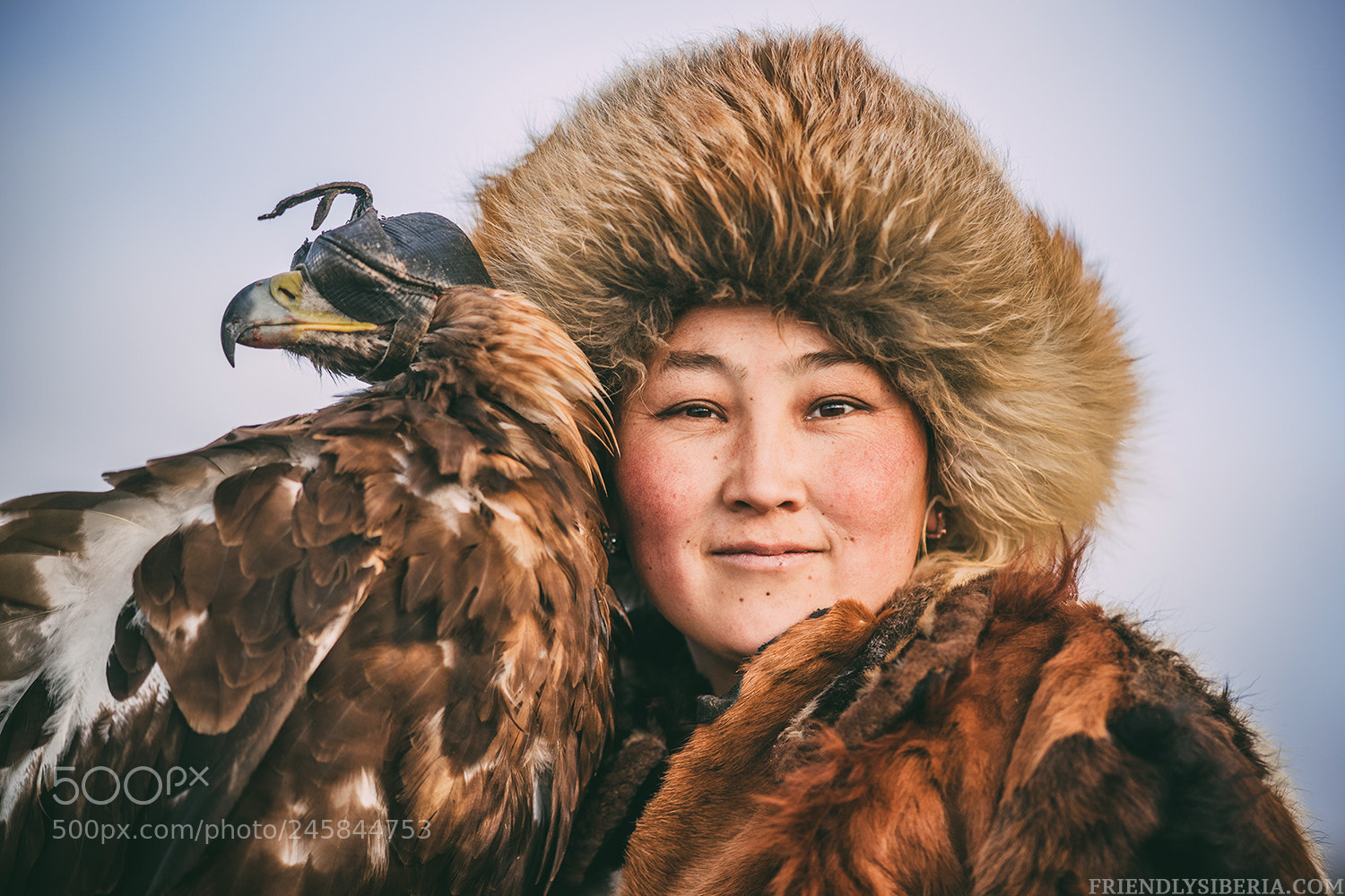 Sony Alpha DSLR-A900 sample photo. Berkutchi woman photography