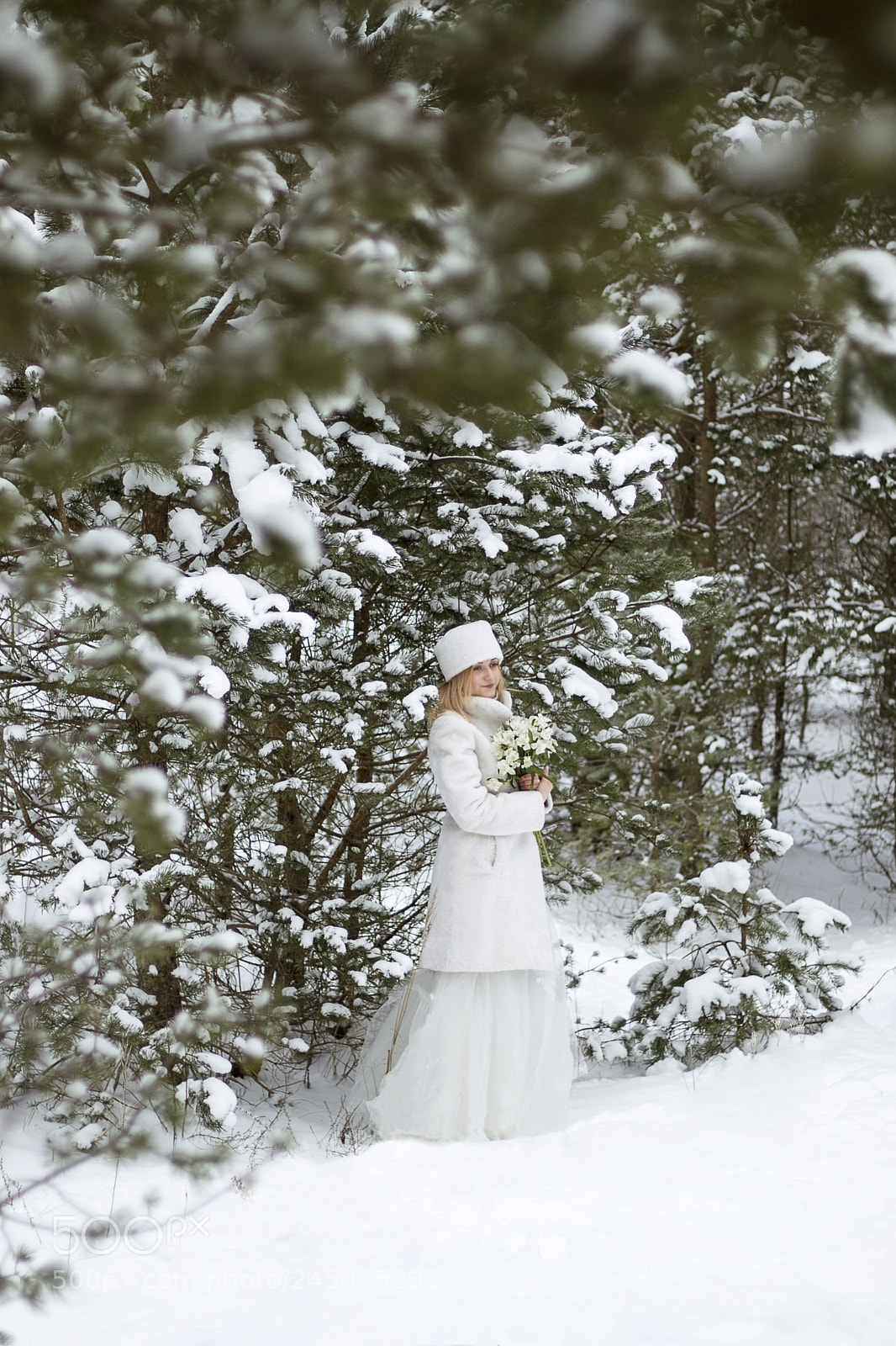 Canon EOS 77D (EOS 9000D / EOS 770D) sample photo. White dress photography