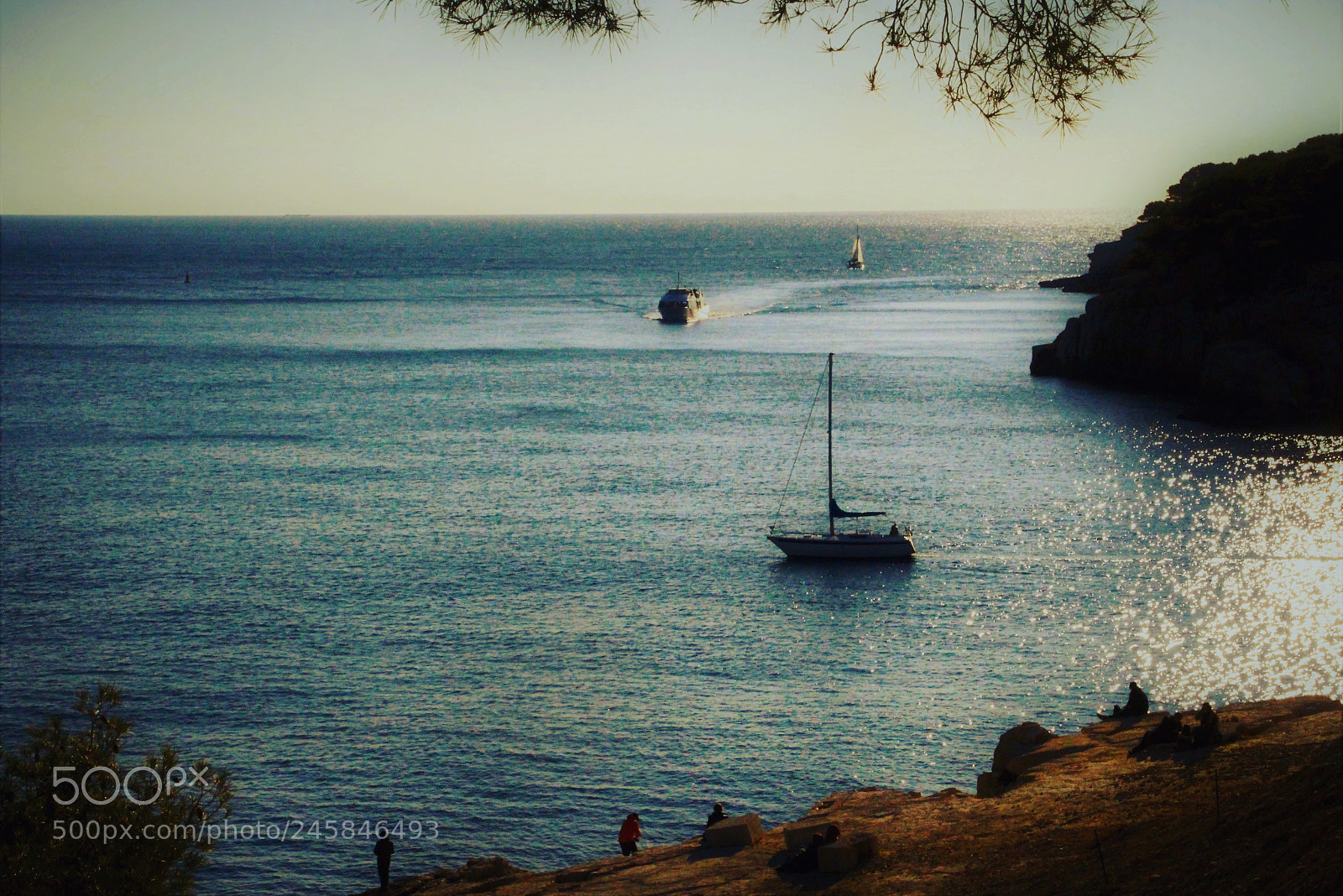 Canon EOS 700D (EOS Rebel T5i / EOS Kiss X7i) sample photo. Back to the sea photography