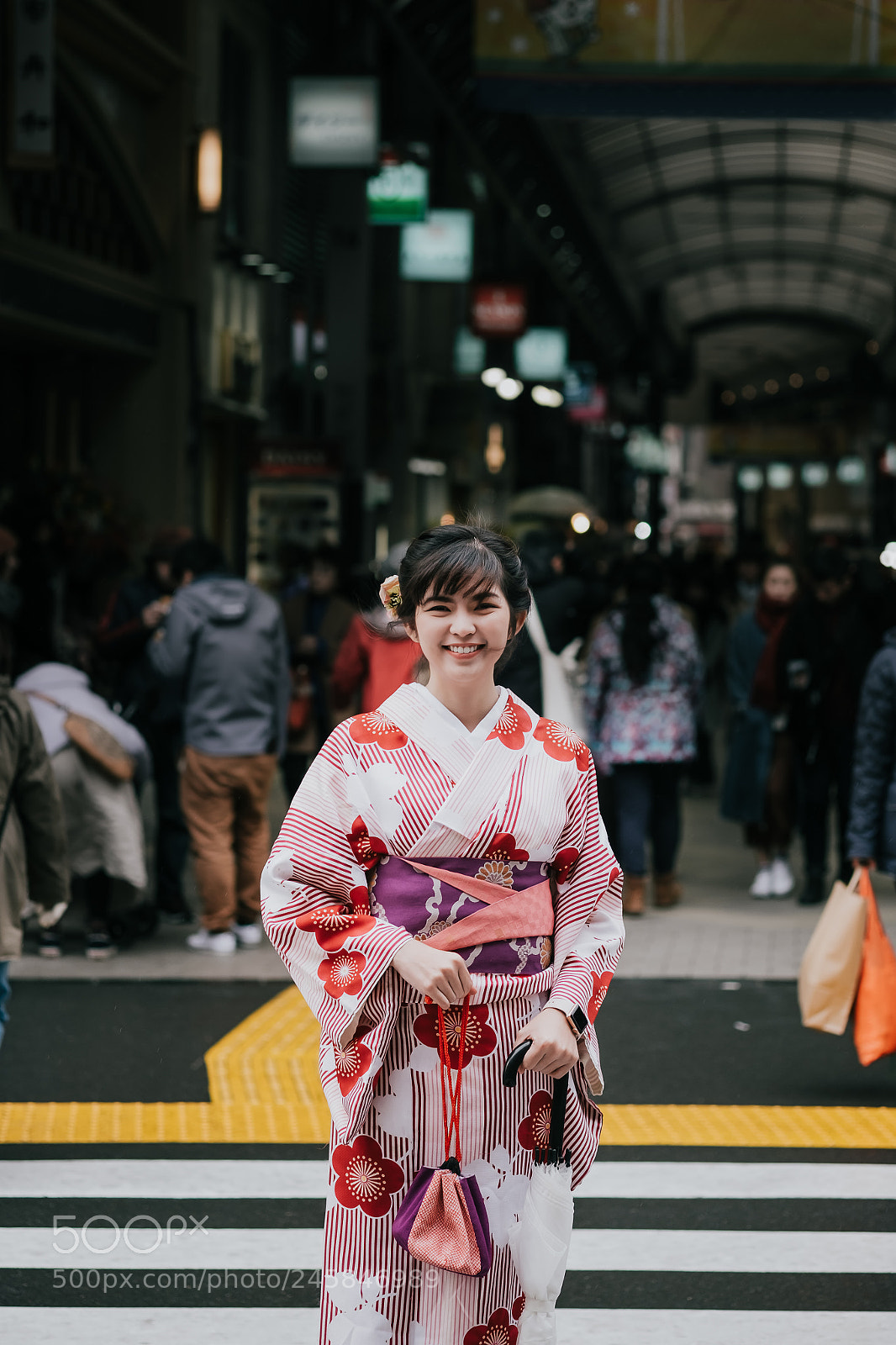 Fujifilm X-T10 sample photo. Beautiful asian girl wearing photography
