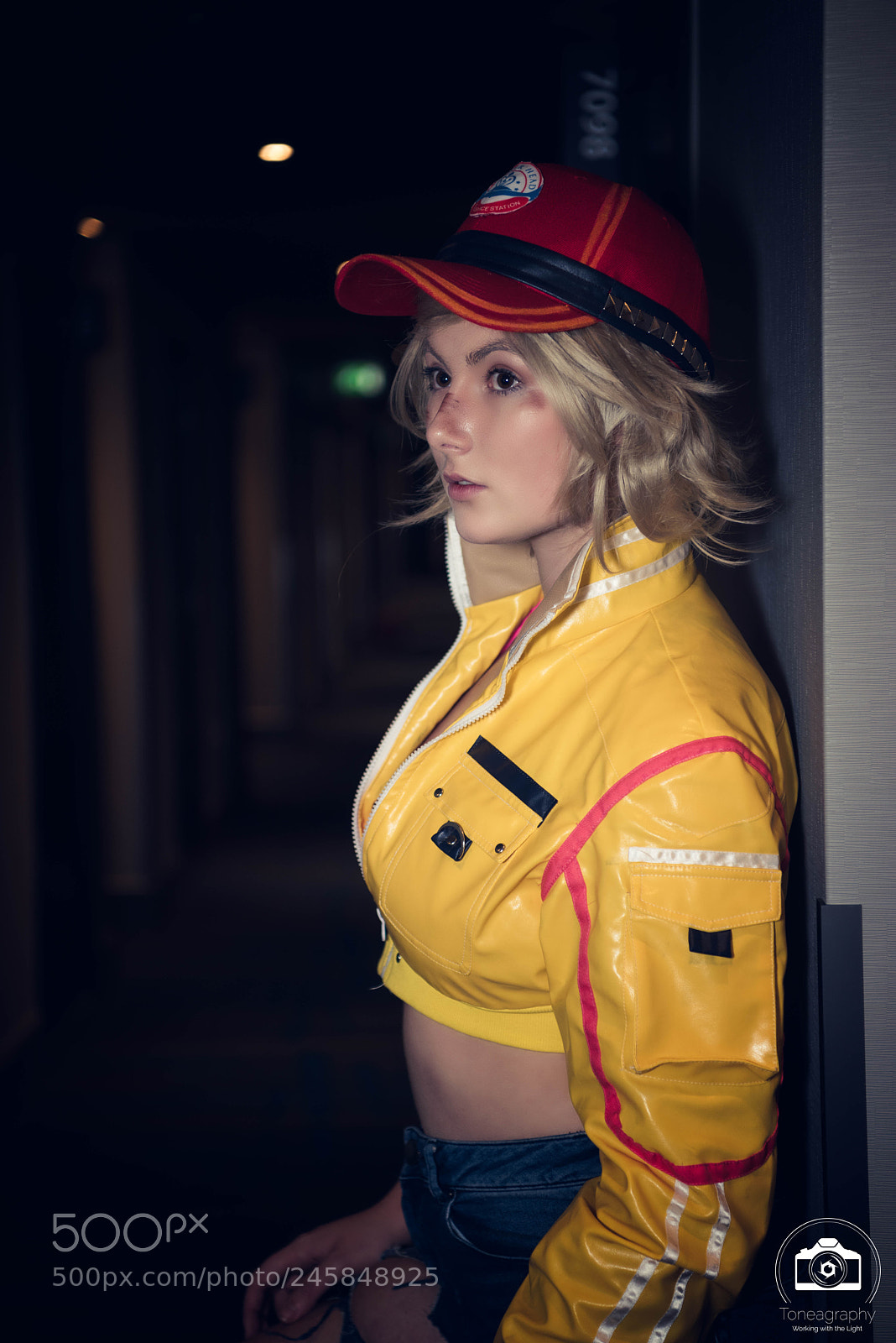 Nikon D810 sample photo. Cindy at the hotel photography
