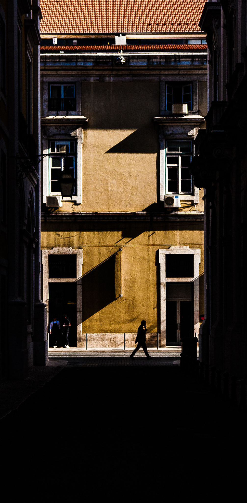 Panasonic Lumix DMC-GF2 sample photo. Lisboa streets photography
