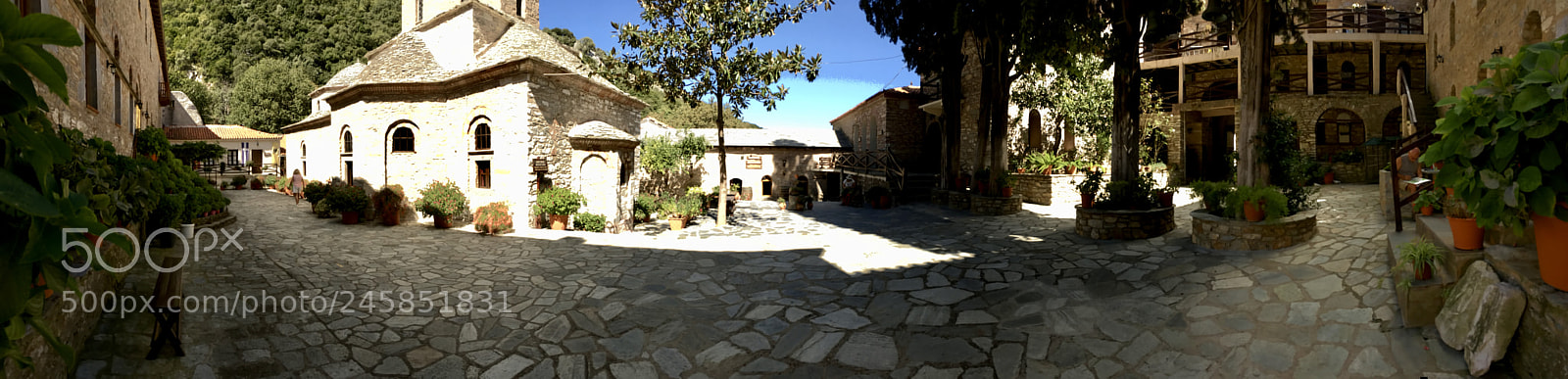 Apple iPhone 6s Plus sample photo. The courtyard of the photography