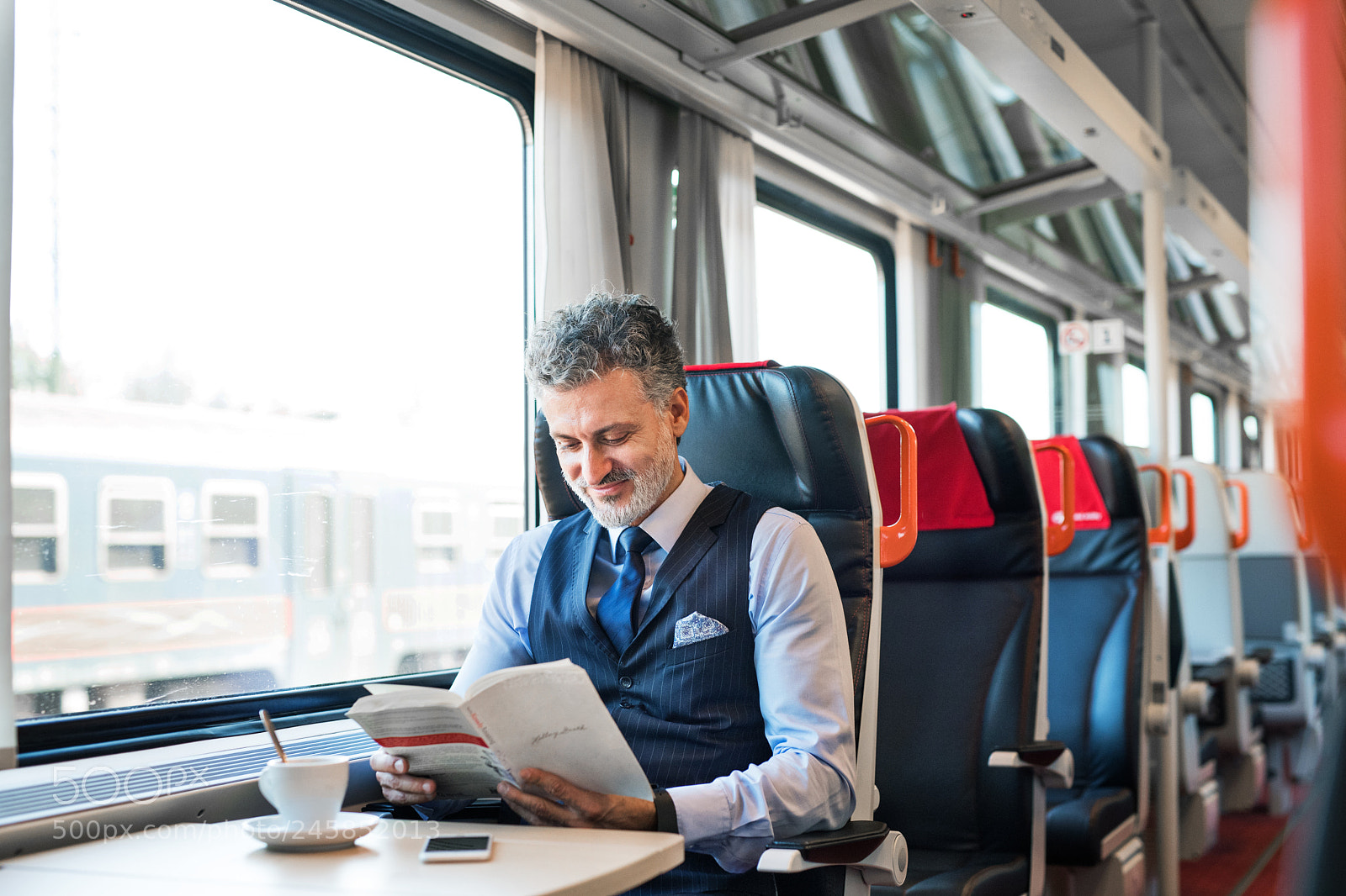 Nikon D5 sample photo. Mature businessman travelling by photography