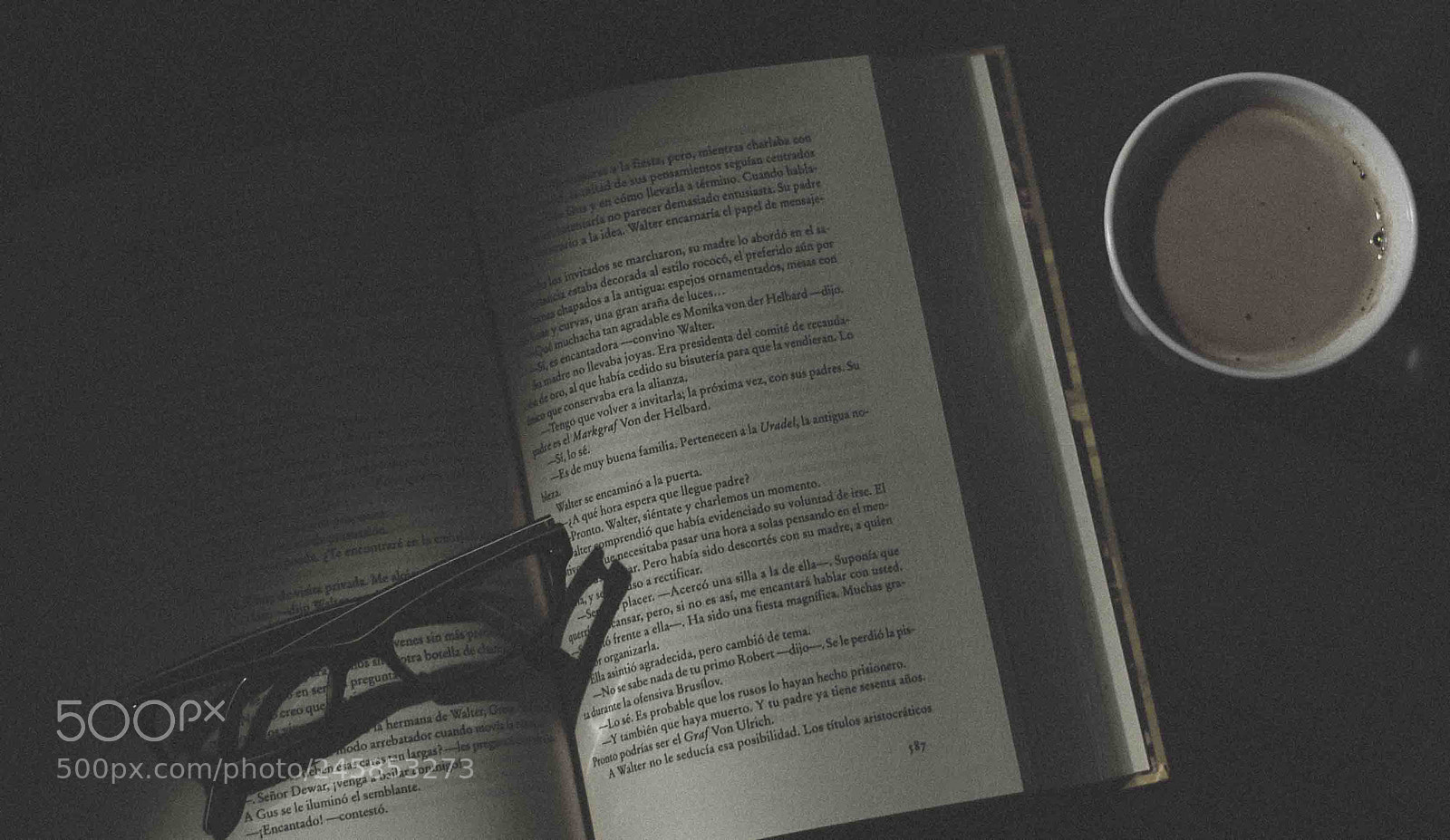 Nikon D90 sample photo. Noches de lectura photography