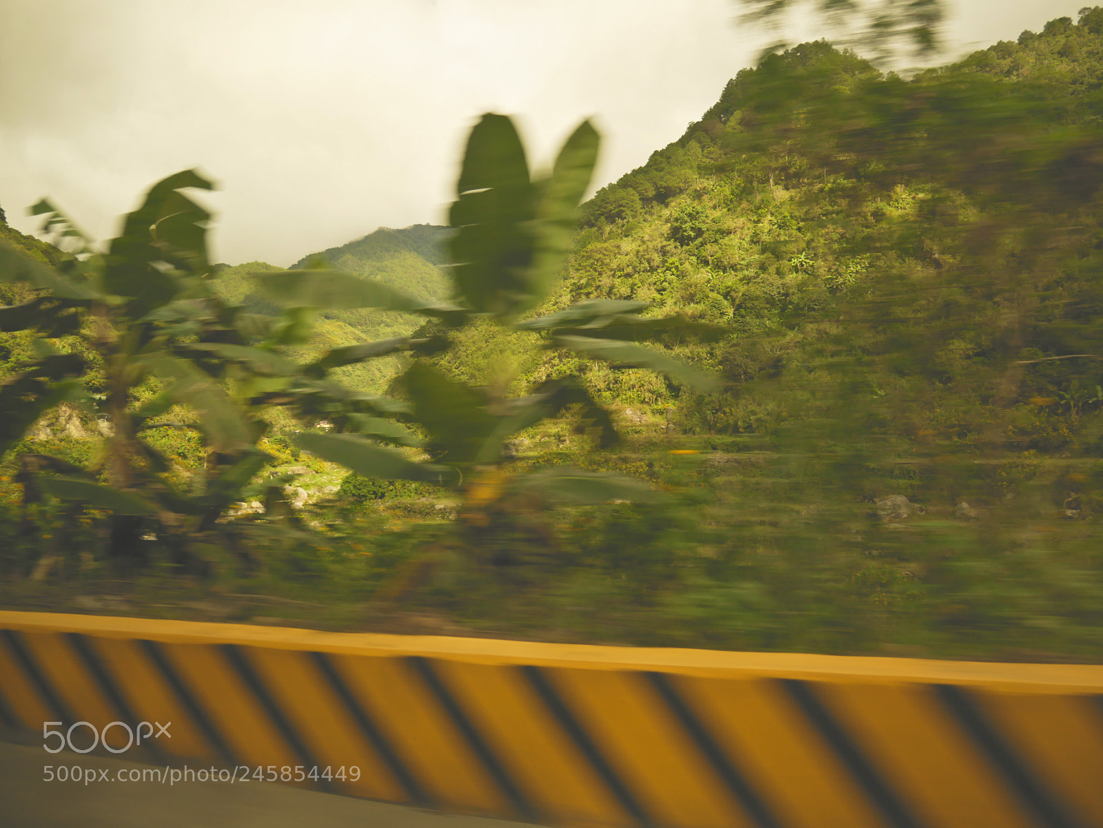 Panasonic Lumix DMC-GX85 (Lumix DMC-GX80 / Lumix DMC-GX7 Mark II) sample photo. High speed, november 2017, philippines photography