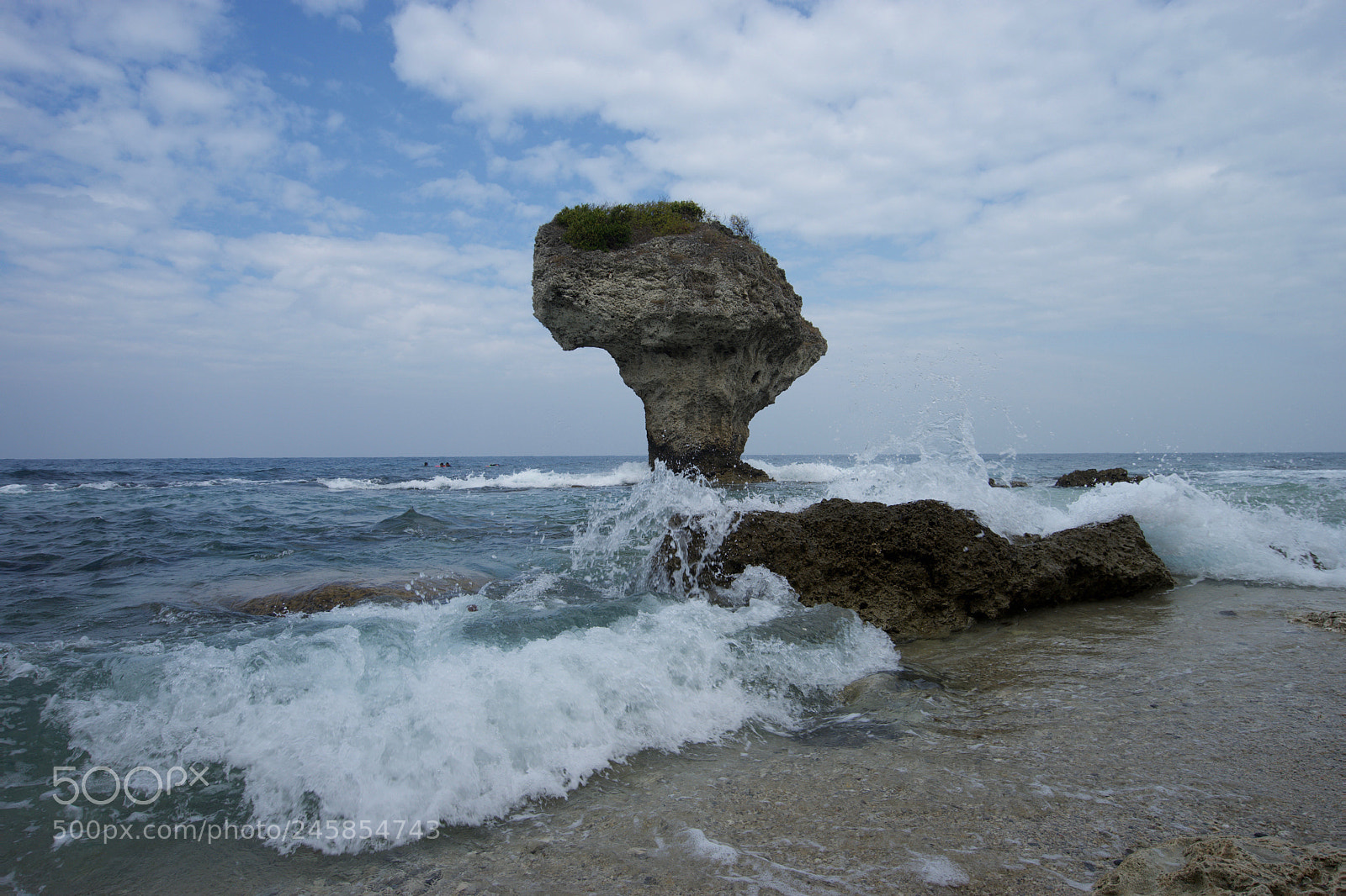 Sony a7 sample photo. Vase rock photography
