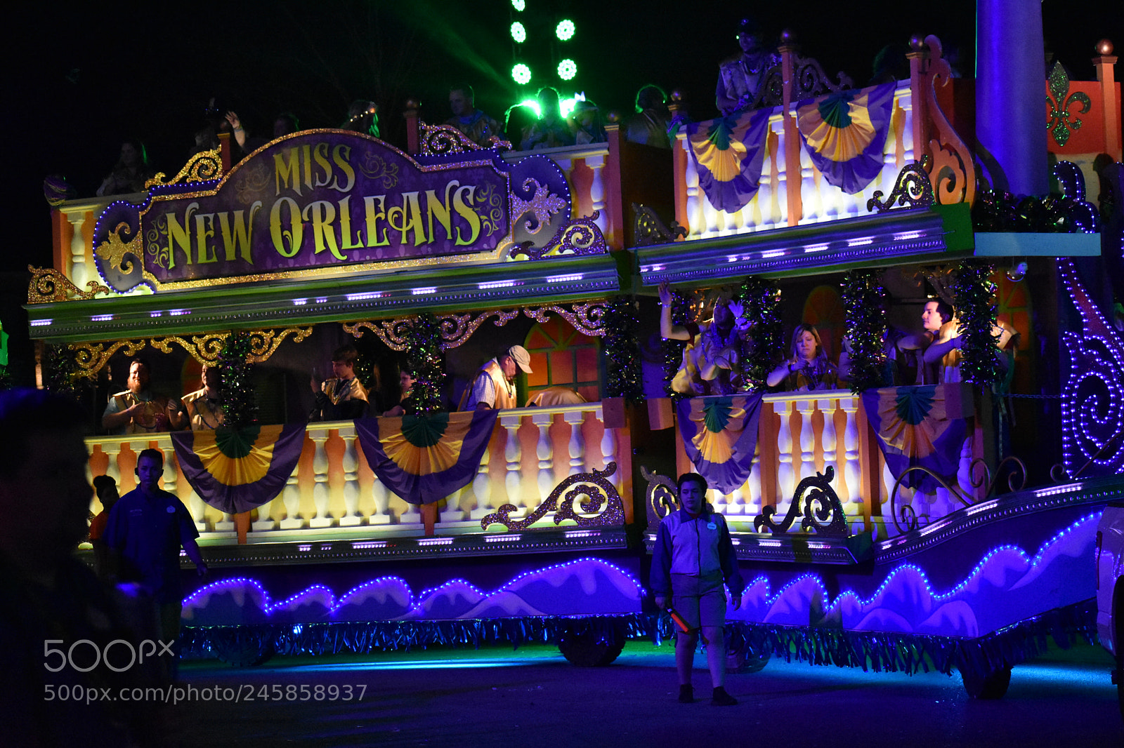 Nikon D3400 sample photo. Mardi gras parade photography
