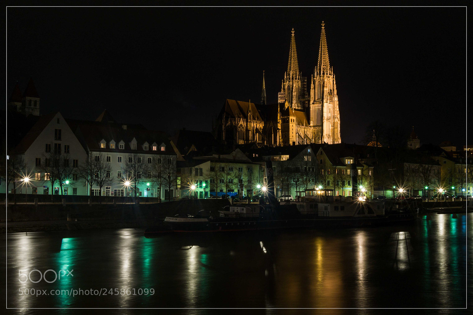 Panasonic Lumix DMC-GX7 sample photo. Regensburger dom photography