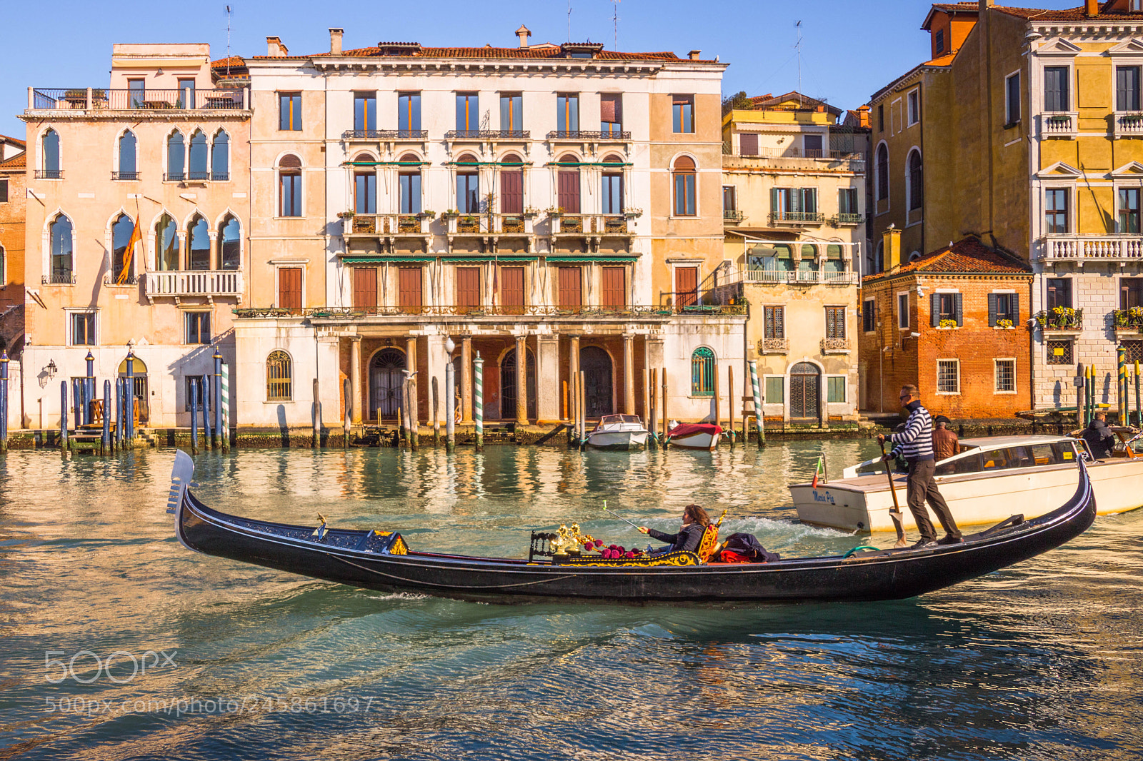 Canon EOS 750D (EOS Rebel T6i / EOS Kiss X8i) sample photo. Venice, italy photography