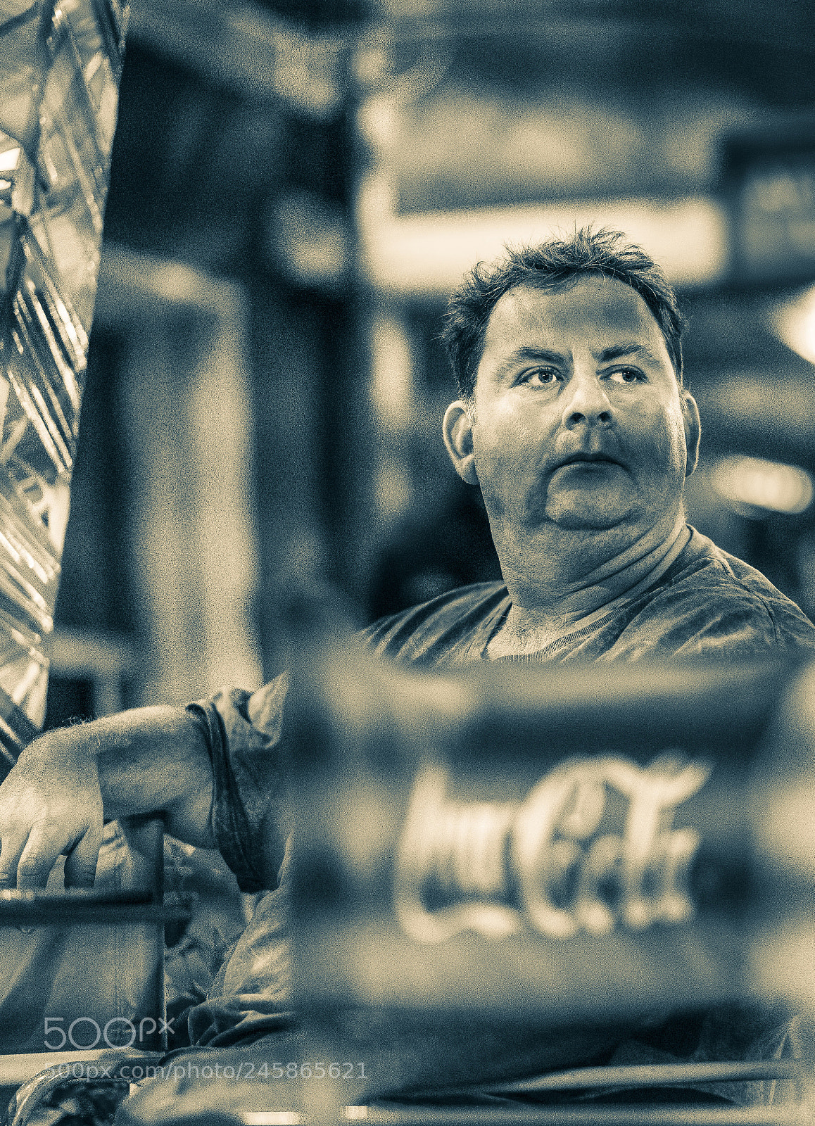 Sony a7R II sample photo. Mirada de coca cola photography