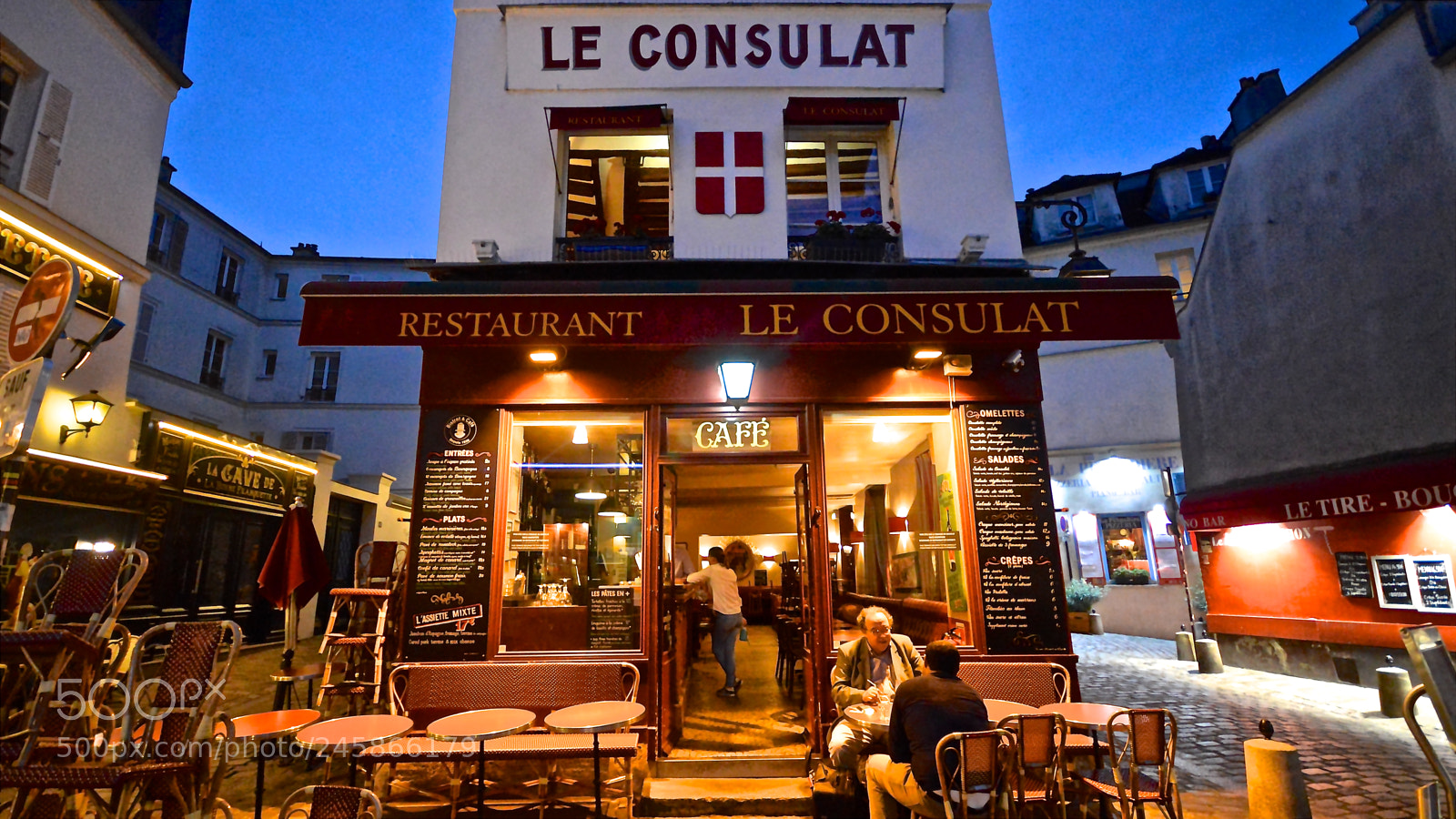 Nikon D3200 sample photo. Montmartre, 18. arrondissement photography