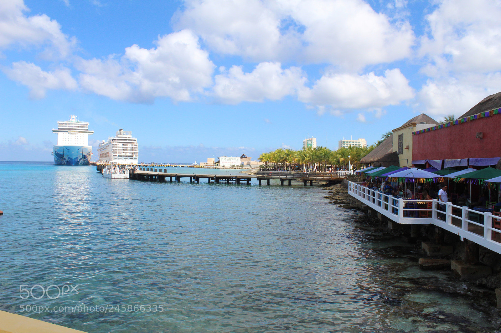 Canon EOS 1300D (EOS Rebel T6 / EOS Kiss X80) sample photo. Port of cozumel, mexico photography
