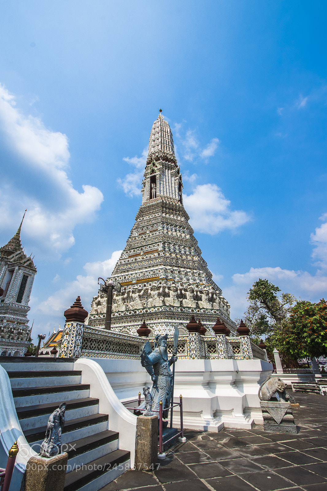 Canon EOS 700D (EOS Rebel T5i / EOS Kiss X7i) sample photo. Temple of dawn photography