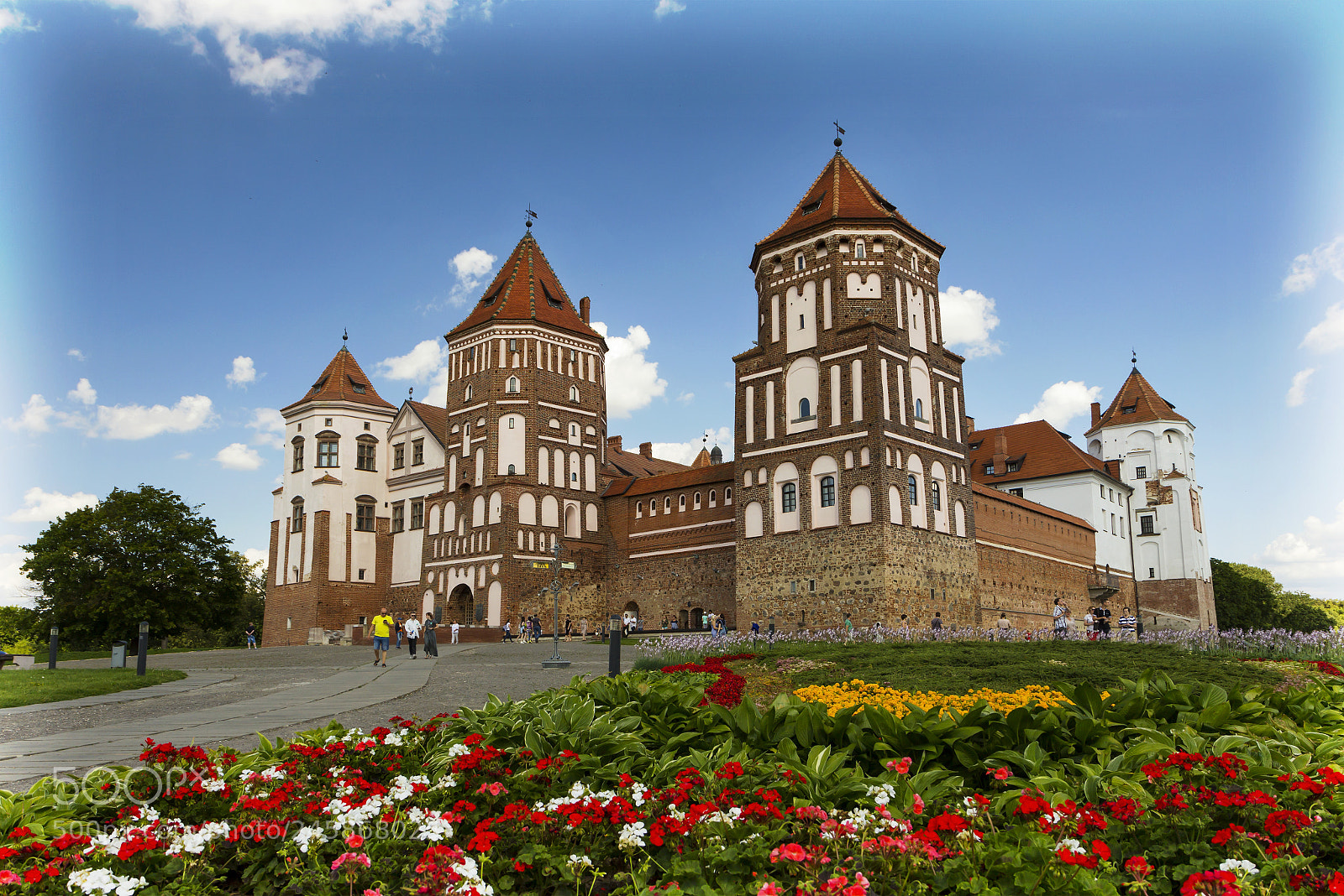 Canon EOS 60D sample photo. Mir castle 2 photography