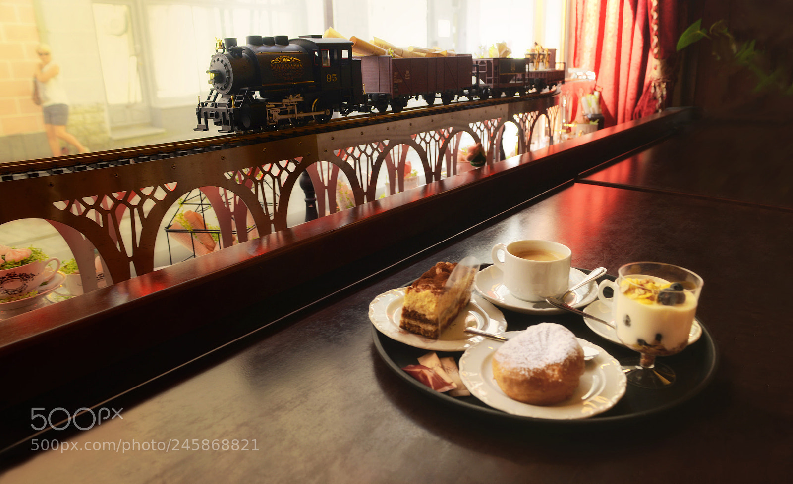 Nikon D600 sample photo. Express delivery photography